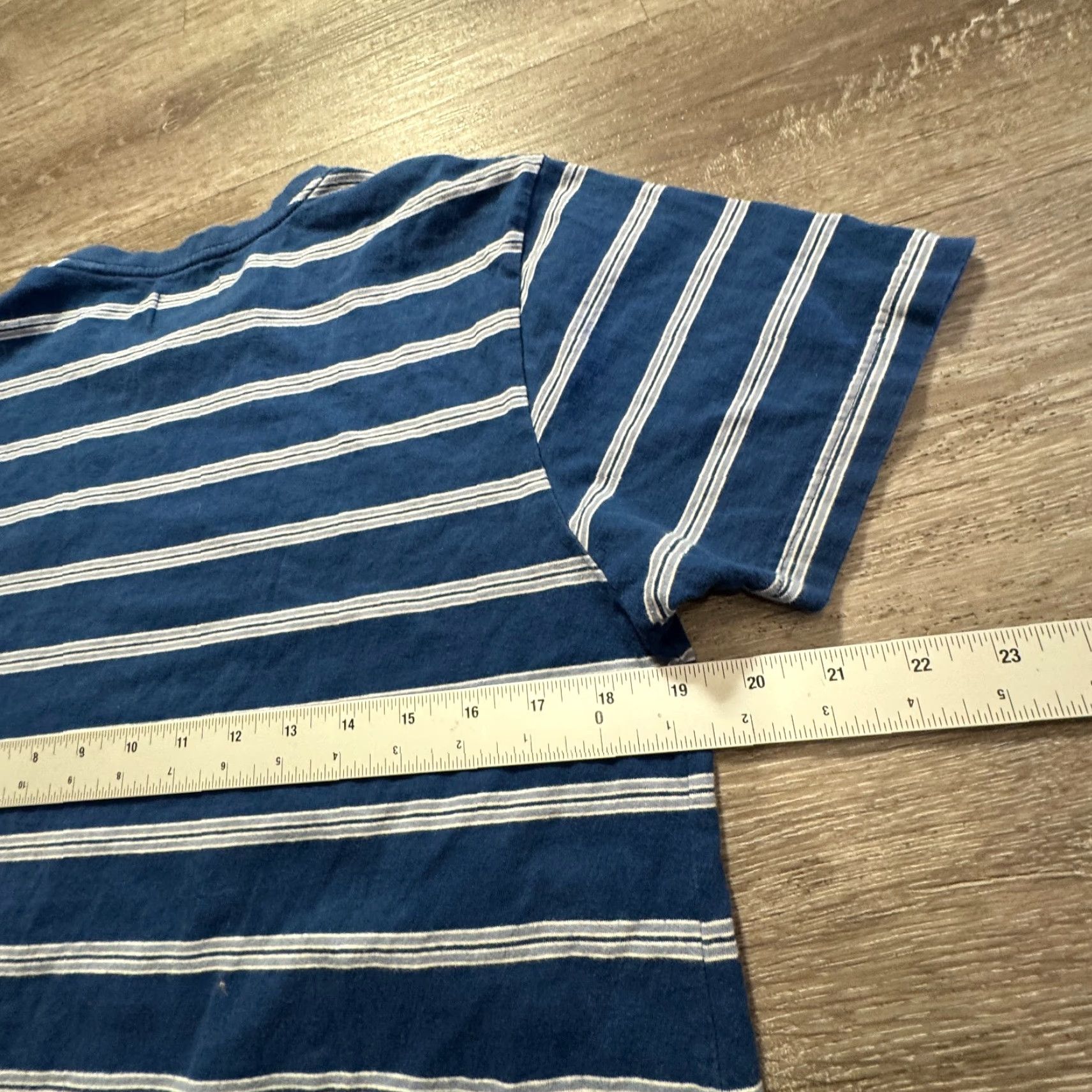 Hurley Hurley Shirt Adult Medium Blue Stripe Short Sleeve Tee Cotton Logo Sports Outdoor 90s Mens Size US M / EU 48-50 / 2 - 6 Thumbnail