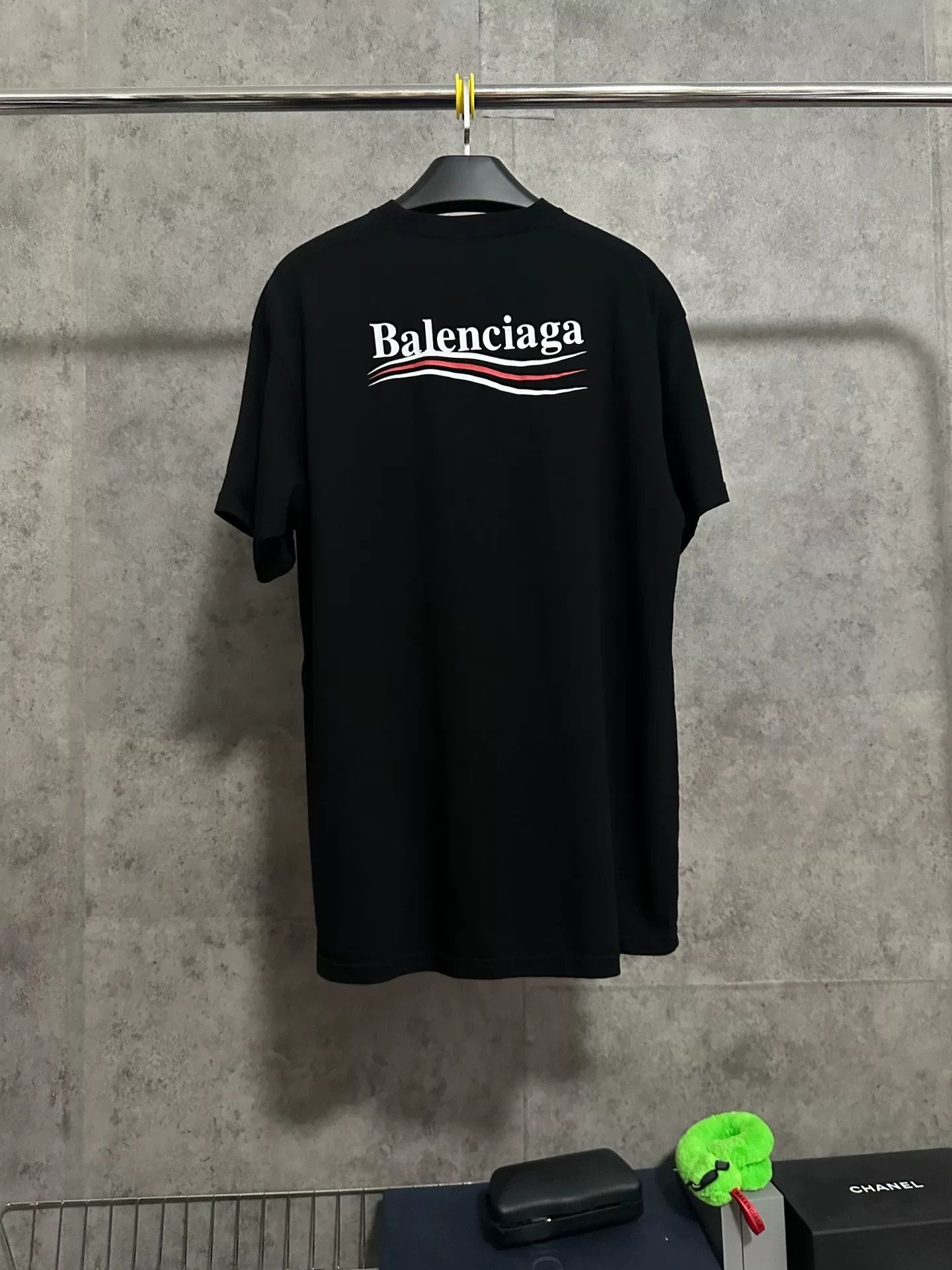 Balenciaga Balenciaga Coke Print Logo Short Sleeve T-Shirt Size US XS / EU 42 / 0 - 4 Thumbnail