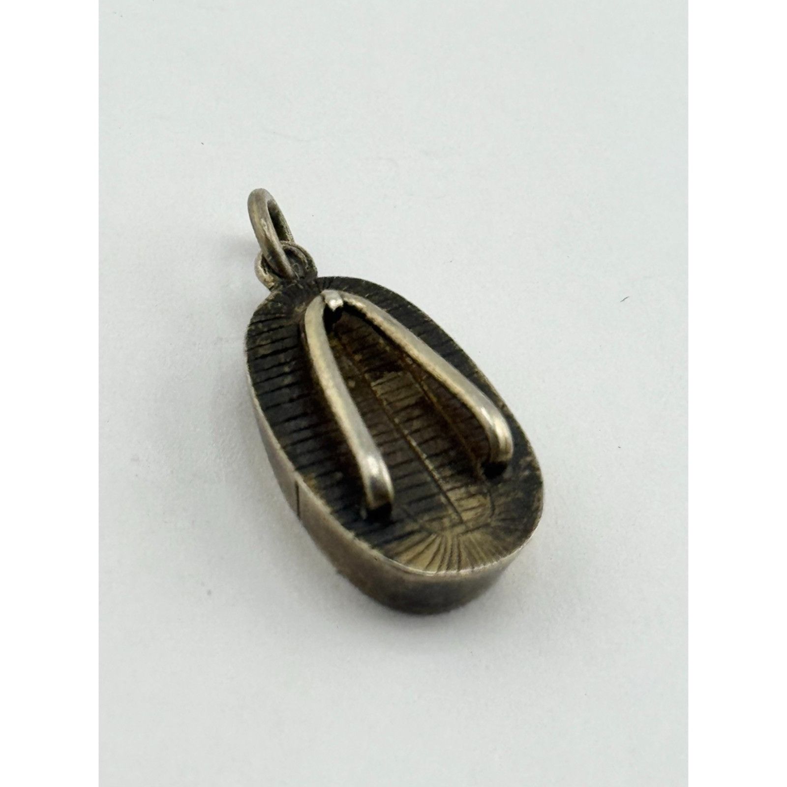 Vintage Sterling Silver Asian Sandal Slipper Vintage Charm Pendant Size ONE SIZE - 4 Thumbnail