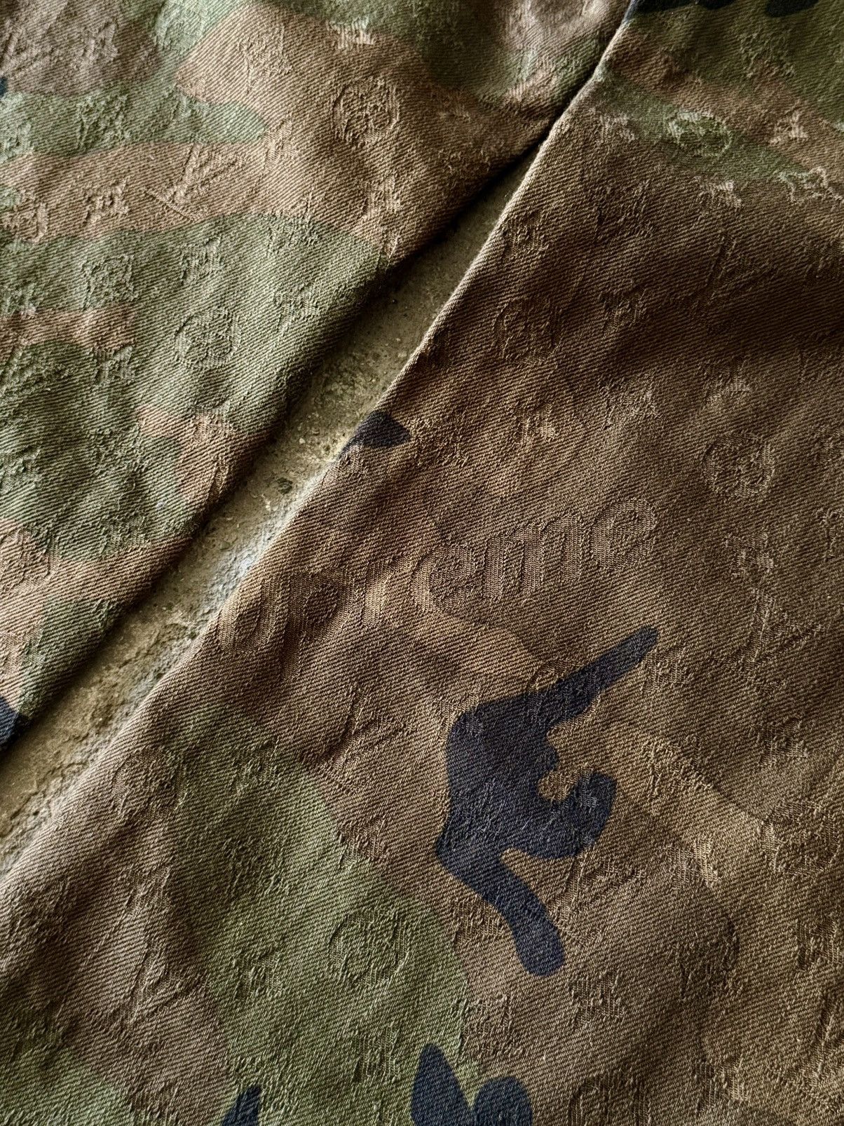 Louis Vuitton × Supreme Louis Vuitton - Supreme -SS16- Jacquard Camo Carpenter Jeans Size US 30 / EU 46 - 17 Thumbnail