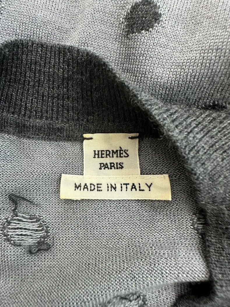 Hermes Hermes Grey Cashmere Knit Short Sleeve Size XS / US 0-2 / IT 36-38 - 3 Thumbnail