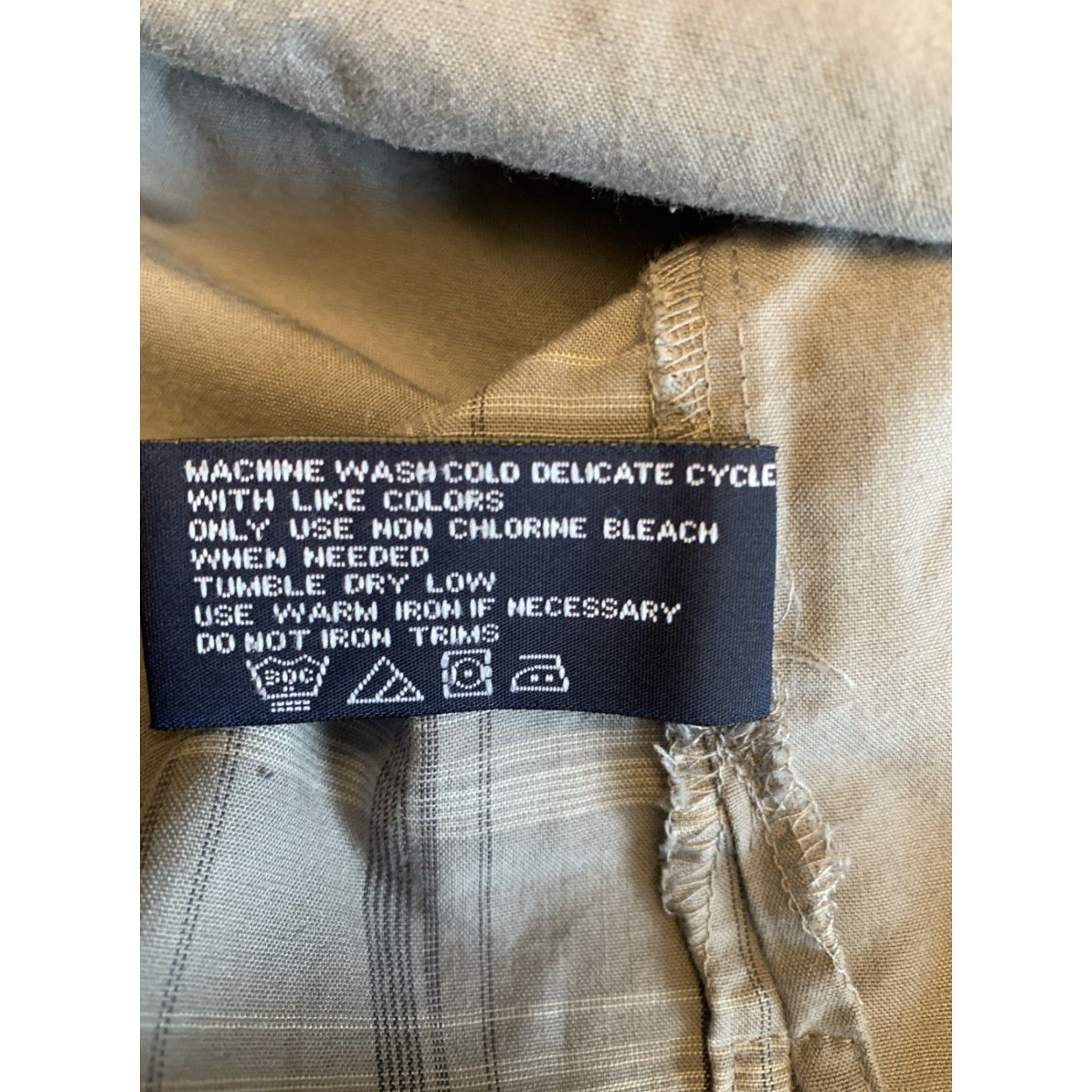Bugle Boy VINTAGE Bugle Boy Button-Up Shirt 2XL Gray Eagle Print Short Sleeve Plaid Pocket Men 90s Preppy Mens Size US XXL / EU 58 / 5 - 6 Thumbnail