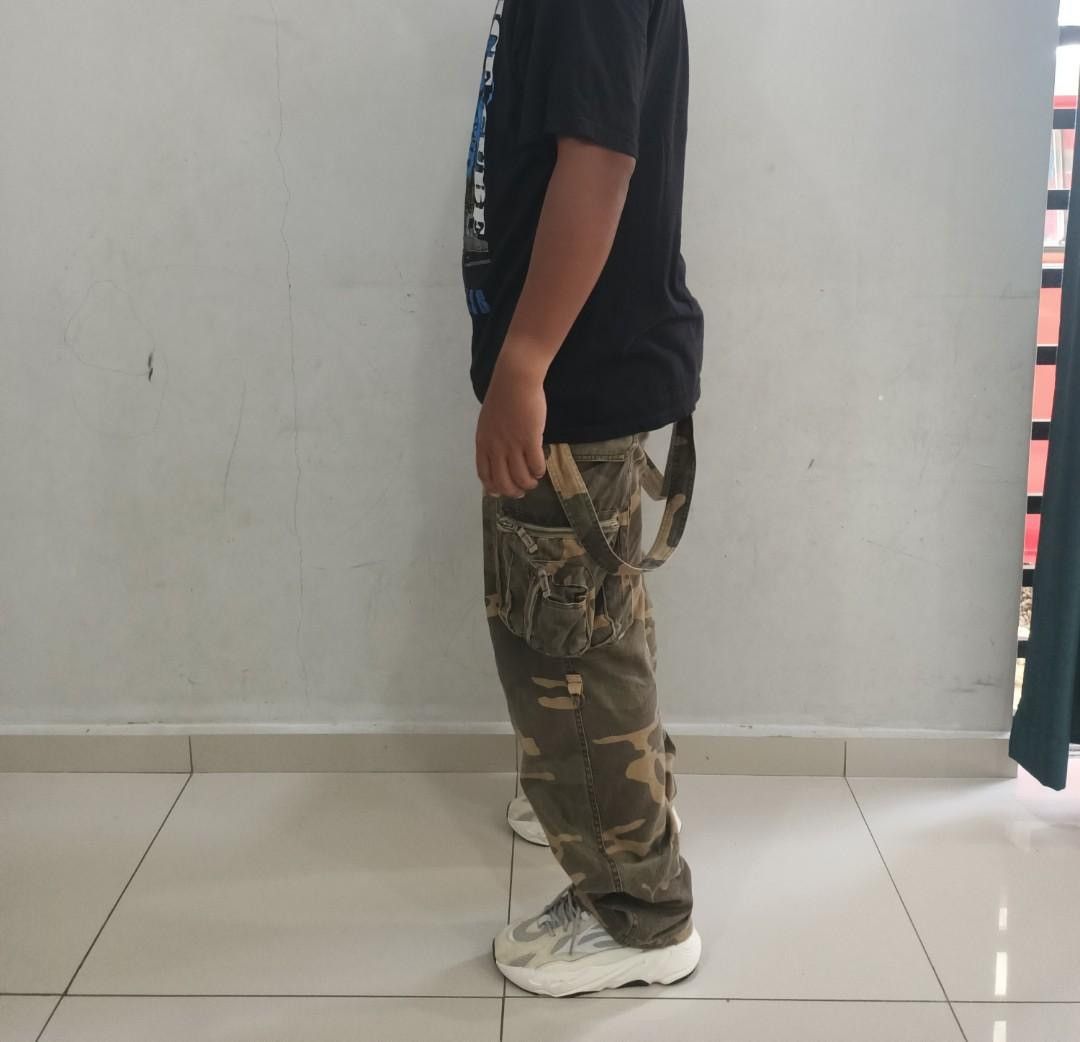 Japanese Brand Camo Multi-Zip Strap Cargo Pants – General Research Style Size US 33 - 2 Thumbnail