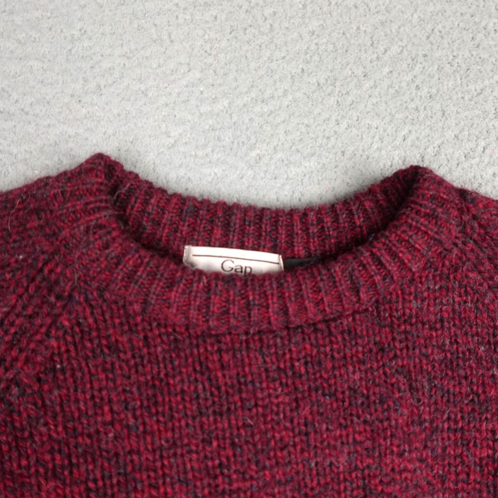 Gap VINTAGE Gap Sweater Mens Small Red Burgundy Wool Argyle Crewneck Knit 90s Size US S / EU 44-46 / 1 - 5 Thumbnail