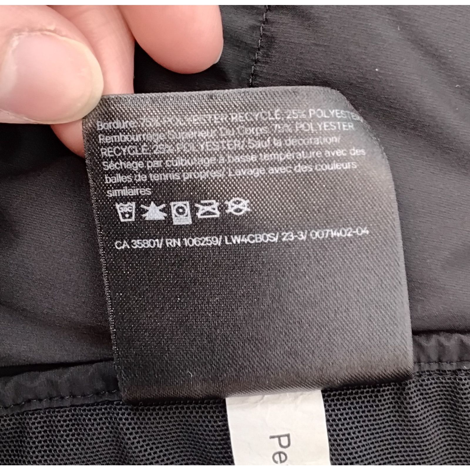 Lululemon Lululemon Down Hybrid Vest Women's 6 Black Active Wear Size M / US 6-8 / IT 42-44 - 9 Thumbnail