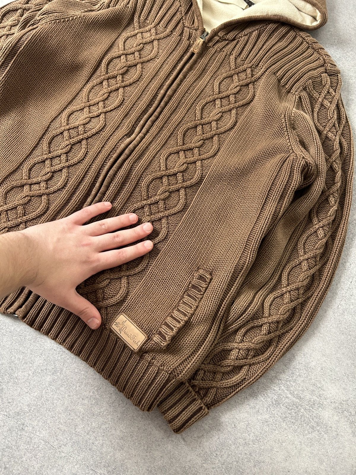 Japanese Brand Vintage Weird Fish Brown Knit Zip-Hoodies mens sherpa Size US XL / EU 56 / 4 - 4 Thumbnail