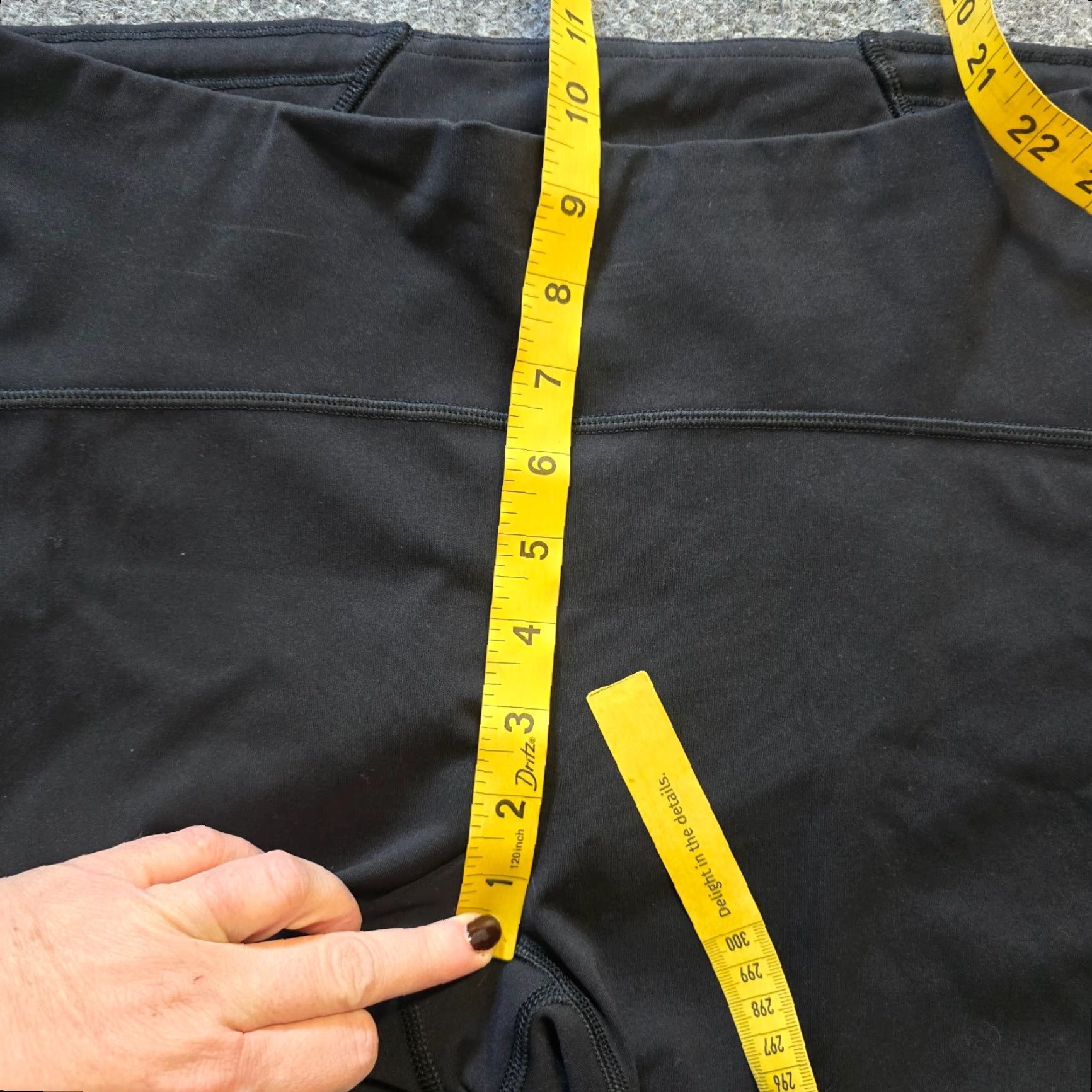 Lululemon Lululemon Pants Womens Size 12 Black Train Times Cropped Stretch Athletic Workou (typo preserved) Size 34" / US 12 / IT 48 - 6 Thumbnail