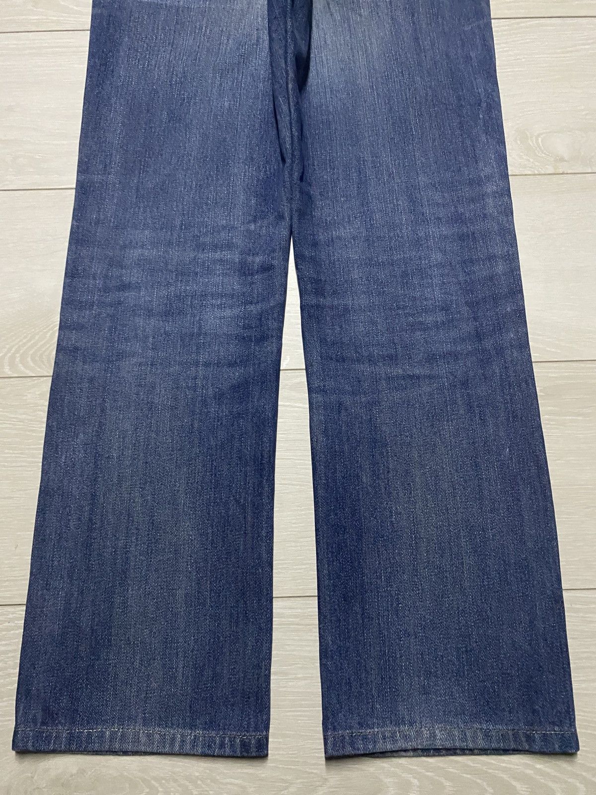 Japanese Brand Vintage Japanese Uniqlo Blue Faded Wash Distressed Jeans Size US 31 - 6 Thumbnail