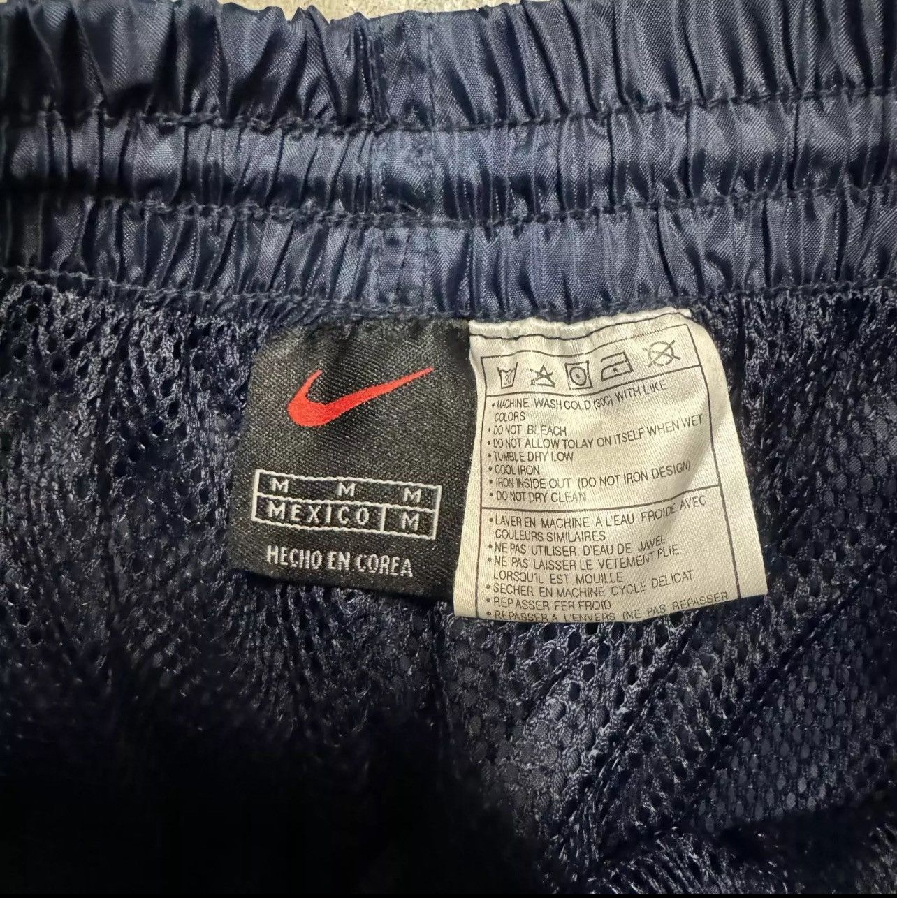 Nike Vintage 90s Nike Tracksuit Mens M Embroidered Logo Navy NWT Size US M / EU 48-50 / 2 - 9 Thumbnail
