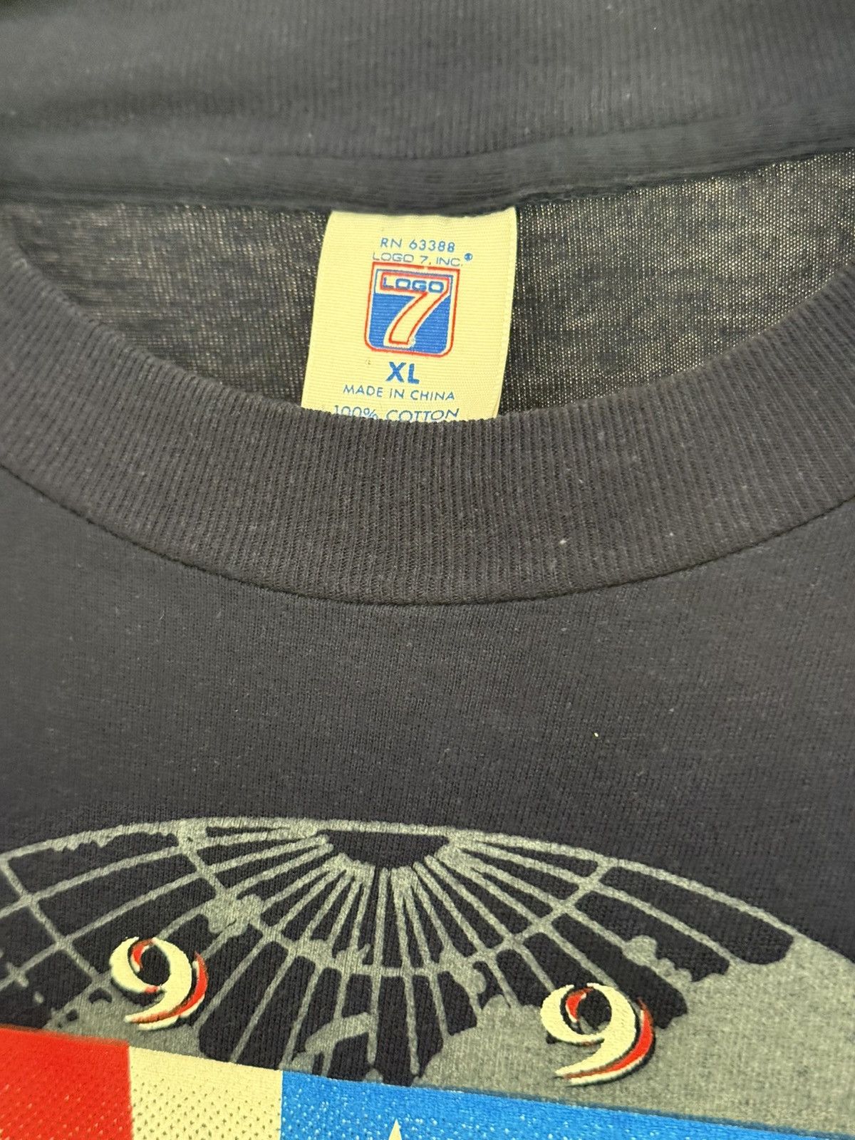 Logo 7 RARE Vintage 1992 USA Basketball World Champs Dream Team Tee Size US XL / EU 56 / 4 - 3 Thumbnail
