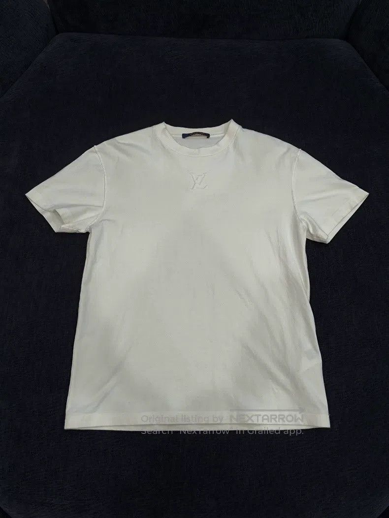 Louis Vuitton Louis Vuitton 25 new Louis Vuitton white embossed logo sho Size US S / EU 44-46 / 1 - 1 Thumbnail