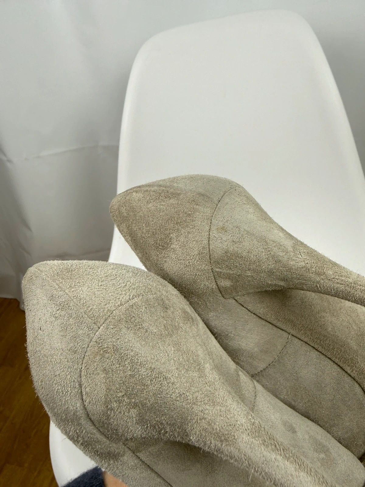 Casadei Casadei Suede Heels size 38 Size US 8 / IT 38 - 10 Thumbnail