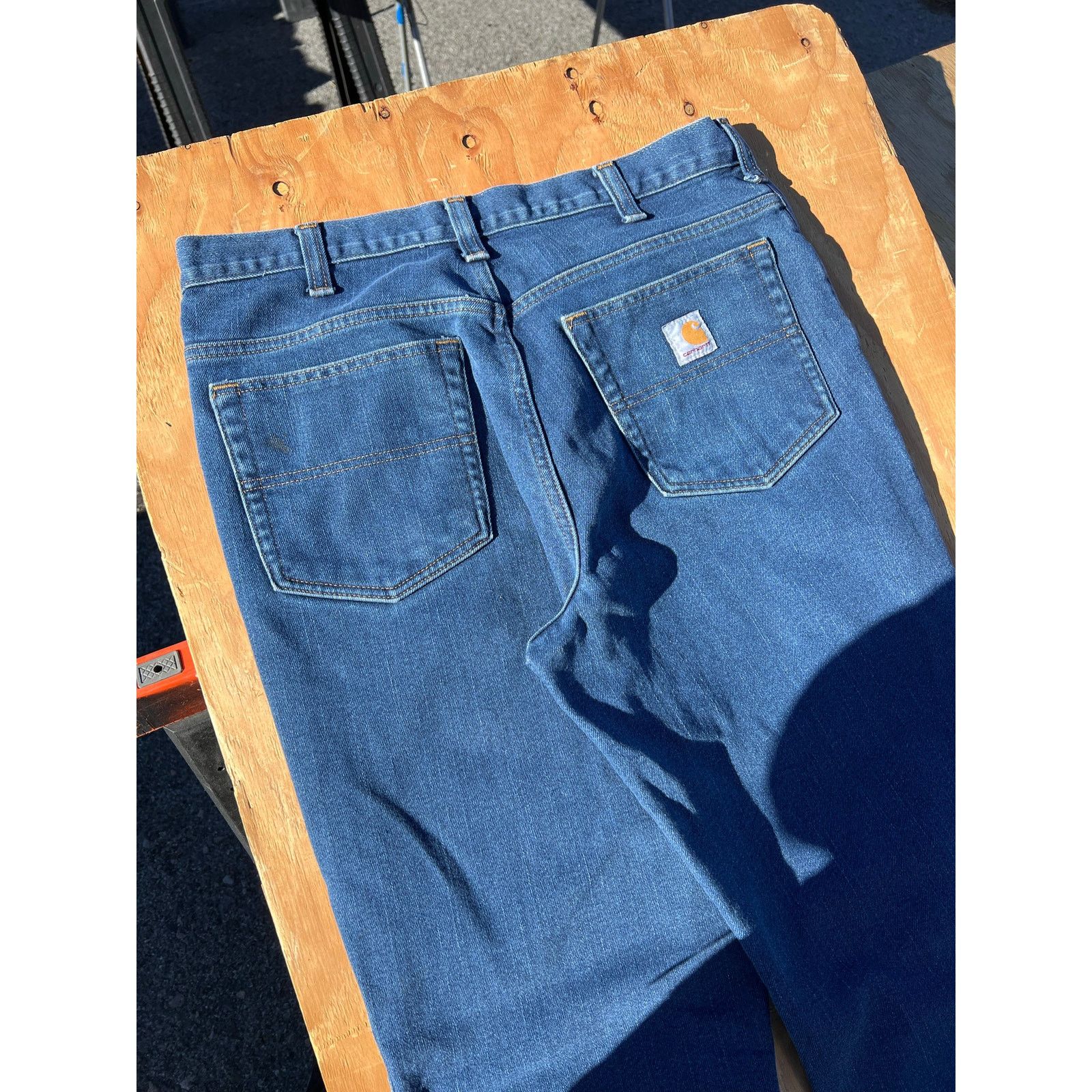 Carhartt Carhartt Jeans Mens 34x32 Blue Denim Utility Work Pants Size US 34 / EU 50 - 9 Thumbnail