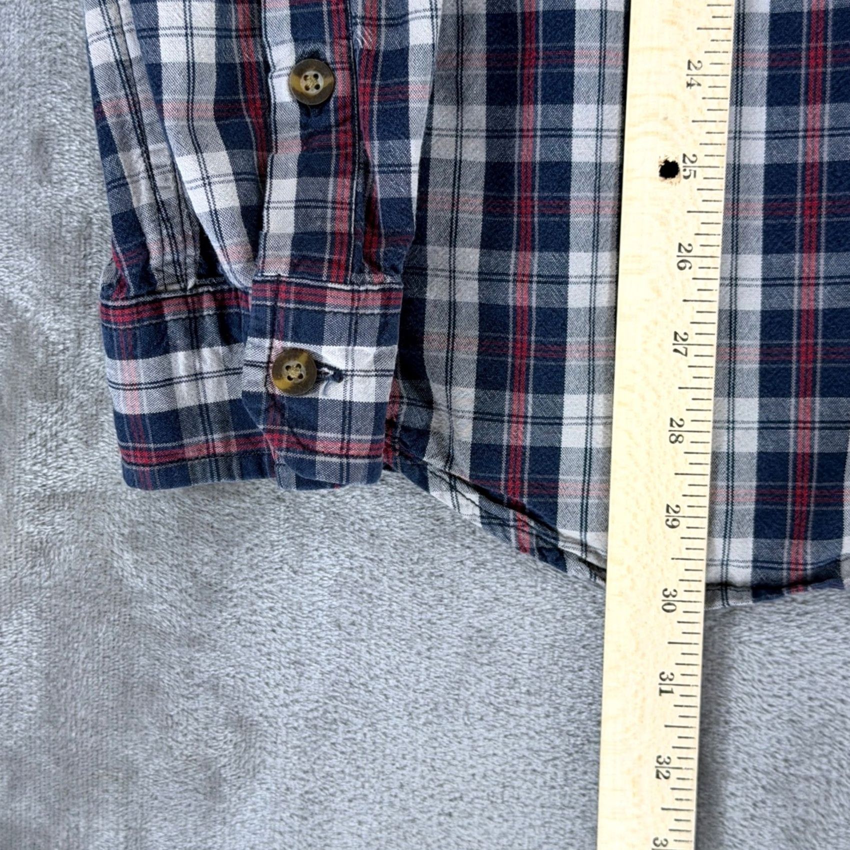 Carhartt Carhartt Shirt Mens Relaxed Fit Plaid Button-Down Navy Red 102214 412 M Multicolor Button-Up Long Sleeve Casual Workwear Size US M / EU 48-50 / 2 - 7 Thumbnail