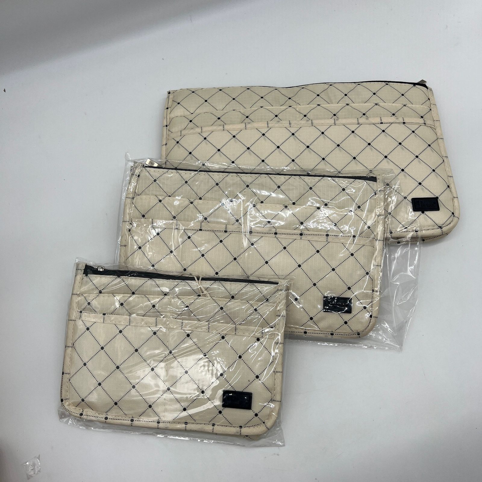Other Periea Set of 3 Purse Organizers with Gift Bags Black Dots Size ONE SIZE - 2 Thumbnail