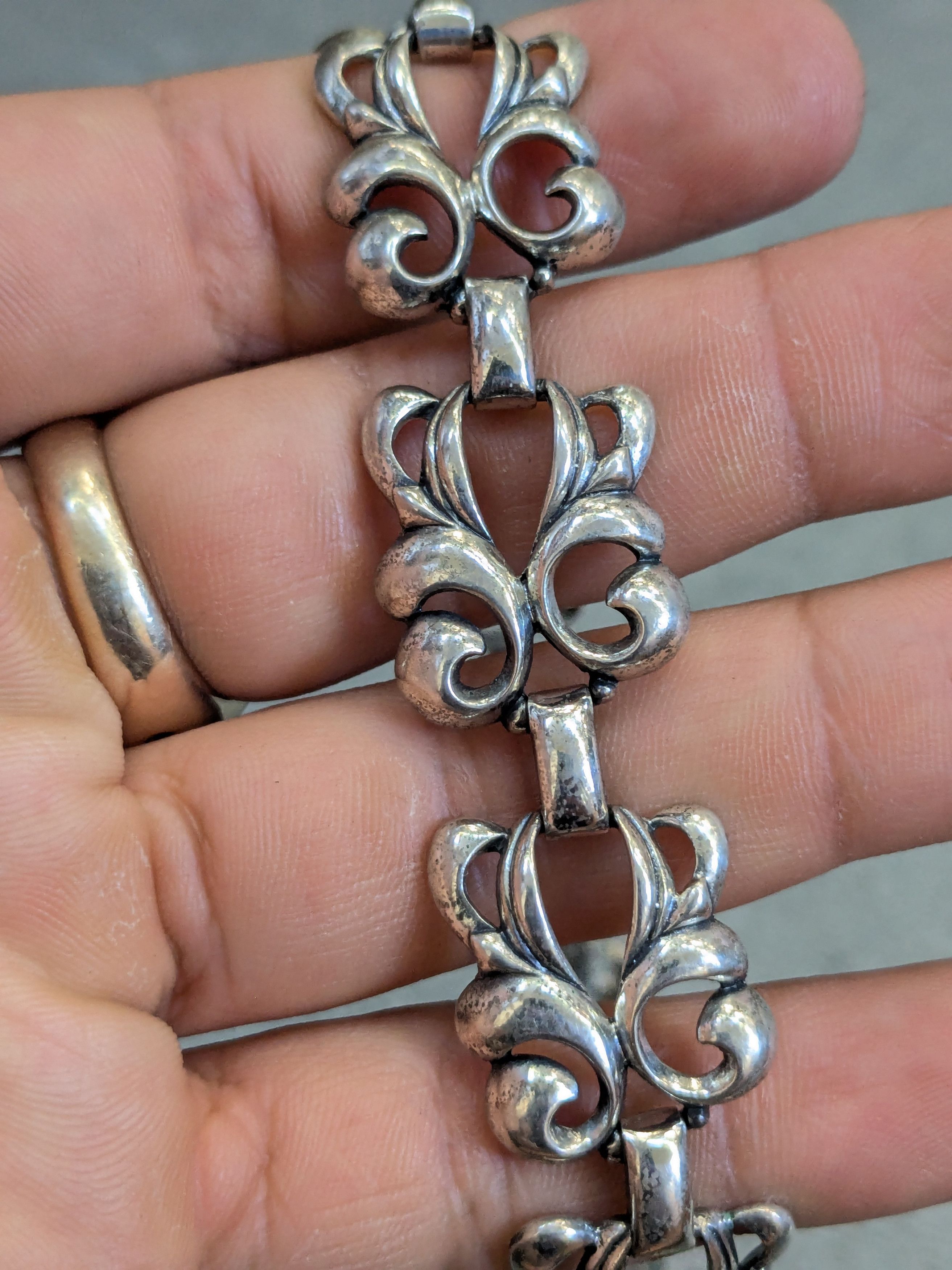 Sterling Silver Sterling Silver Danecraft Necklace Floral Fleur de Lis 15.5" Size ONE SIZE - 16 Thumbnail