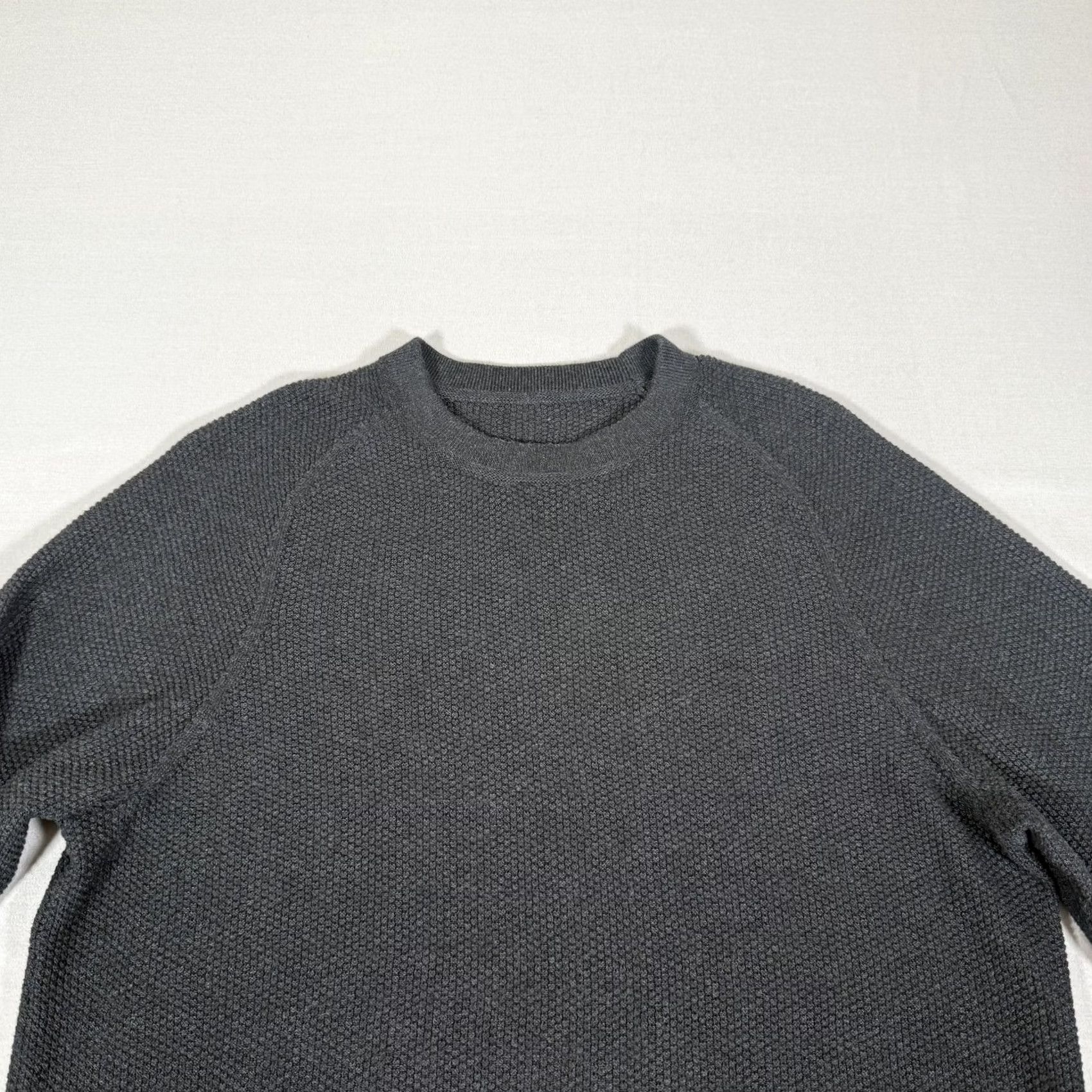 Lululemon Lululemon Mens XL Gray Waffle Knit Crewneck Pullover Sweater Size US XL / EU 56 / 4 - 2 Thumbnail