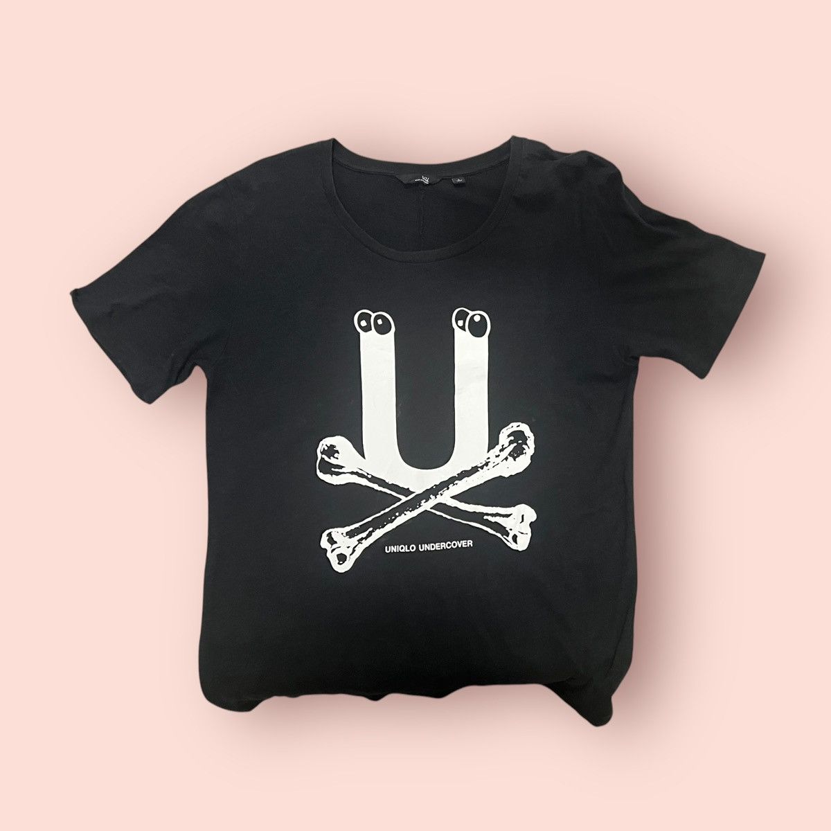 Jun Takahashi VINTAGE Y2K UNDERCOVER X UNIQLO CROSSBONE (JPN SIZE L) Size US M / EU 48-50 / 2 - 3 Thumbnail
