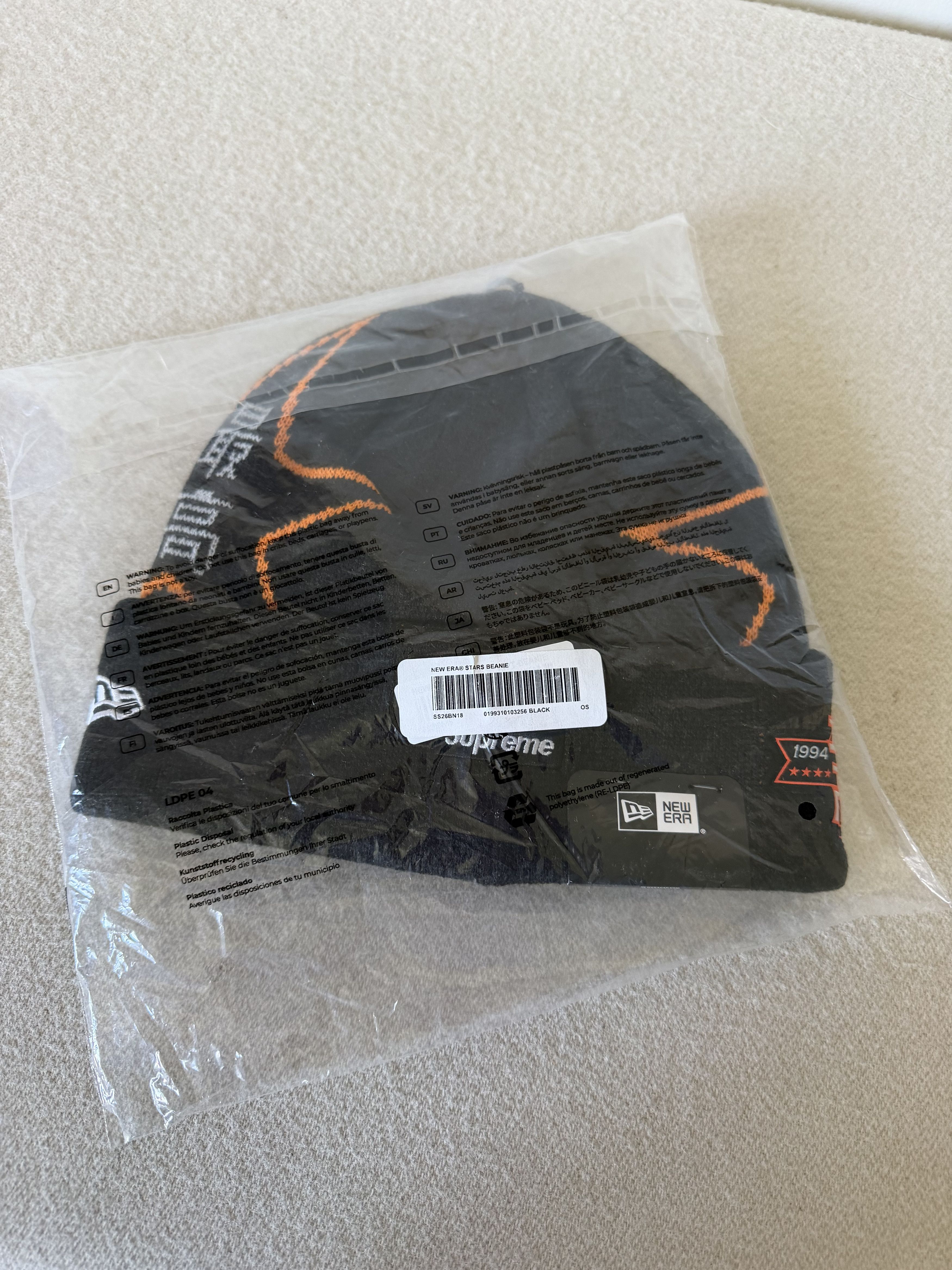 New Era × Supreme Supreme New Era Stars Beanie in Black Size ONE SIZE - 2 Thumbnail