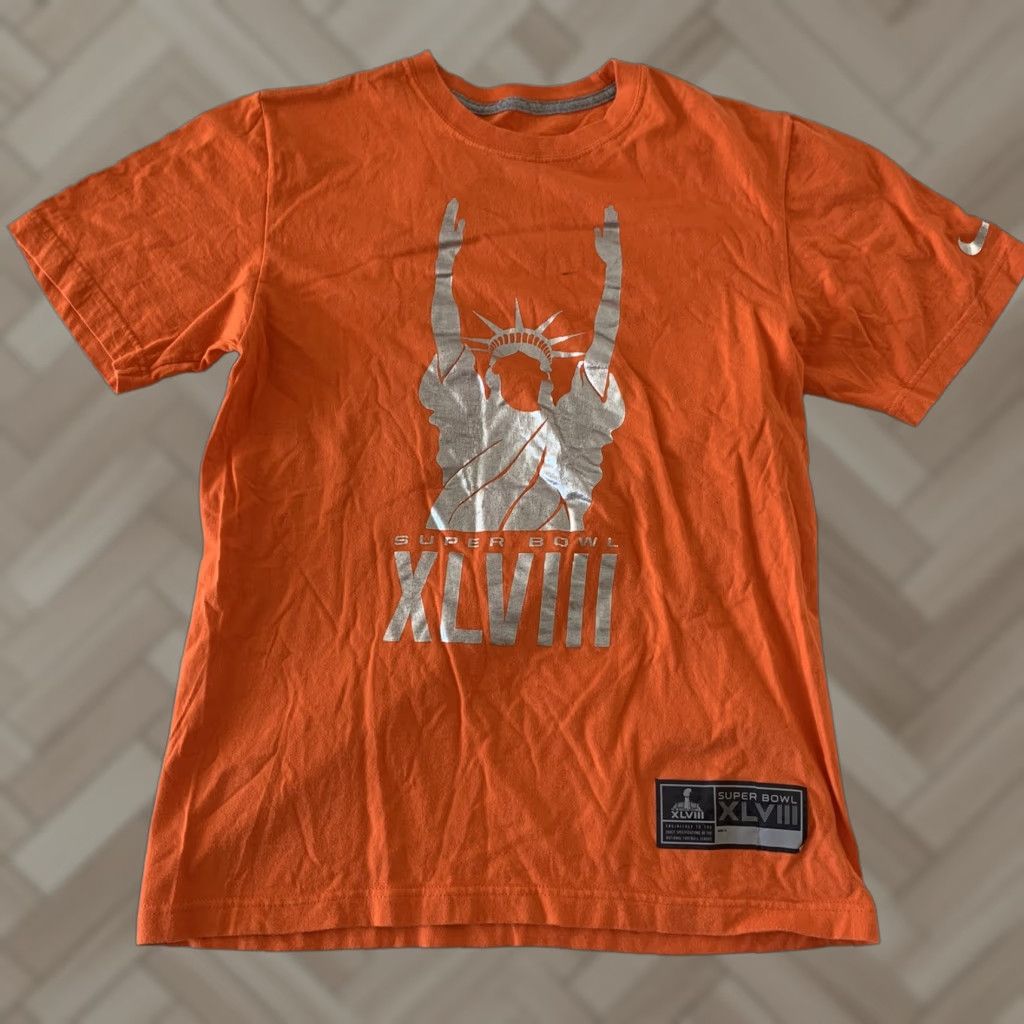Nike Nike Regular Fit T-Shirt Short Sleeve Men XLII? Orange Size US S / EU 44-46 / 1 - 1 Thumbnail