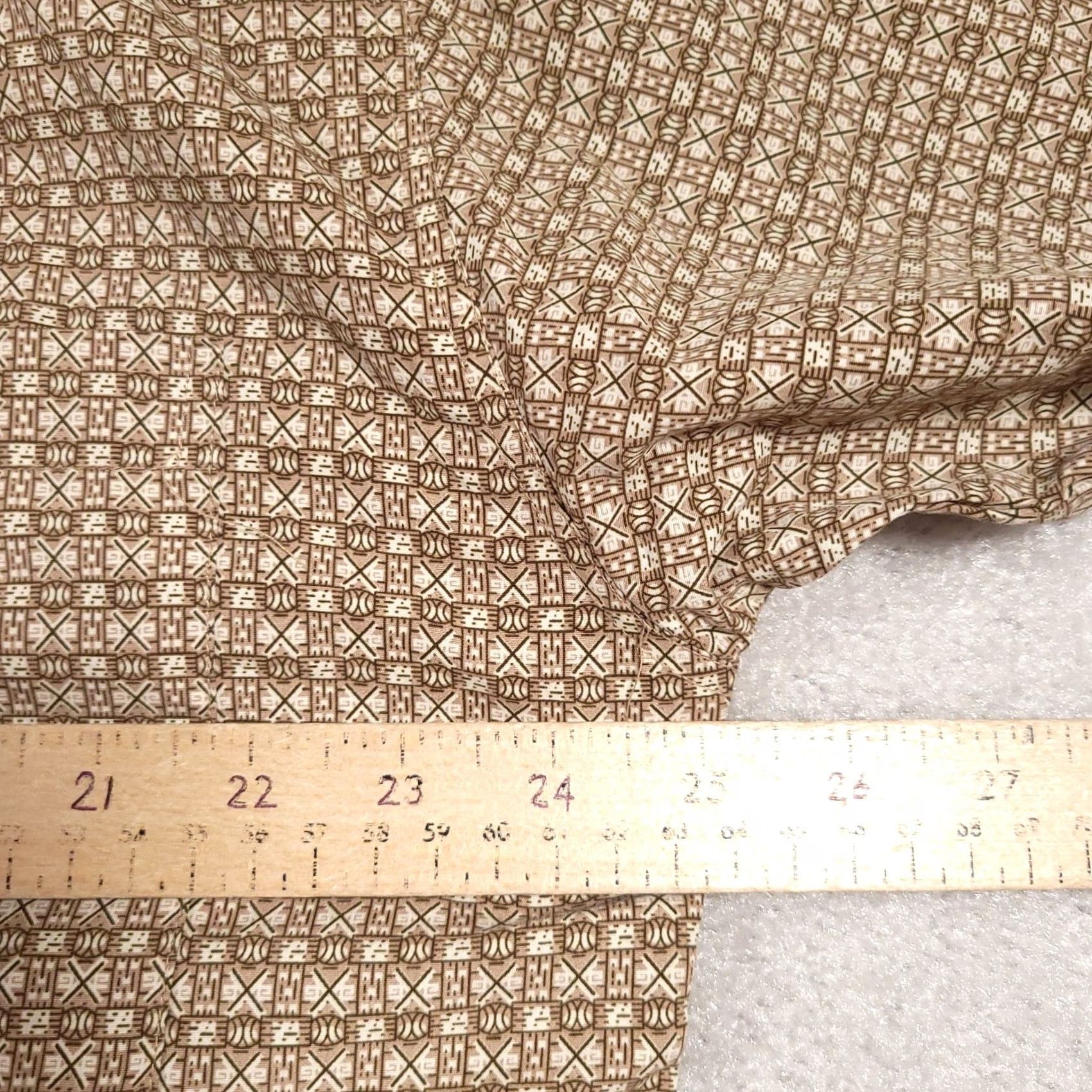 Haband Haband Travelers Shirt Mens XL Snap Front Camp Shirt Tan Geometric Print Outdoor Size US XL / EU 56 / 4 - 6 Thumbnail