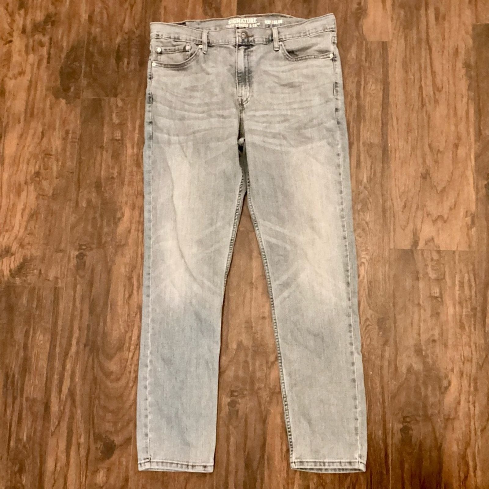 Levi's Signature by Levi Strauss & Co. Men's Slim Fit Jeans, 38x32 Size US 36 / EU 52 - 2 Thumbnail