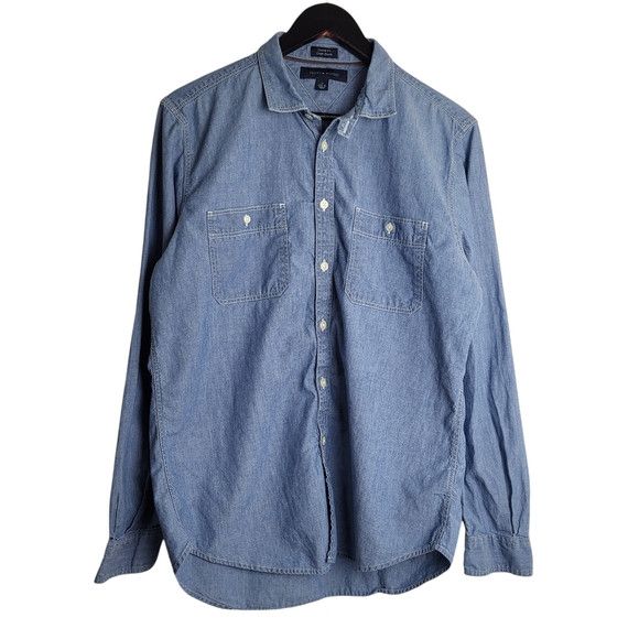 Tommy Hilfiger Vintage Tommy Hilfiger Blue Collared Button Down Denim Shirt Size US M / EU 48-50 / 2 - 1 Thumbnail
