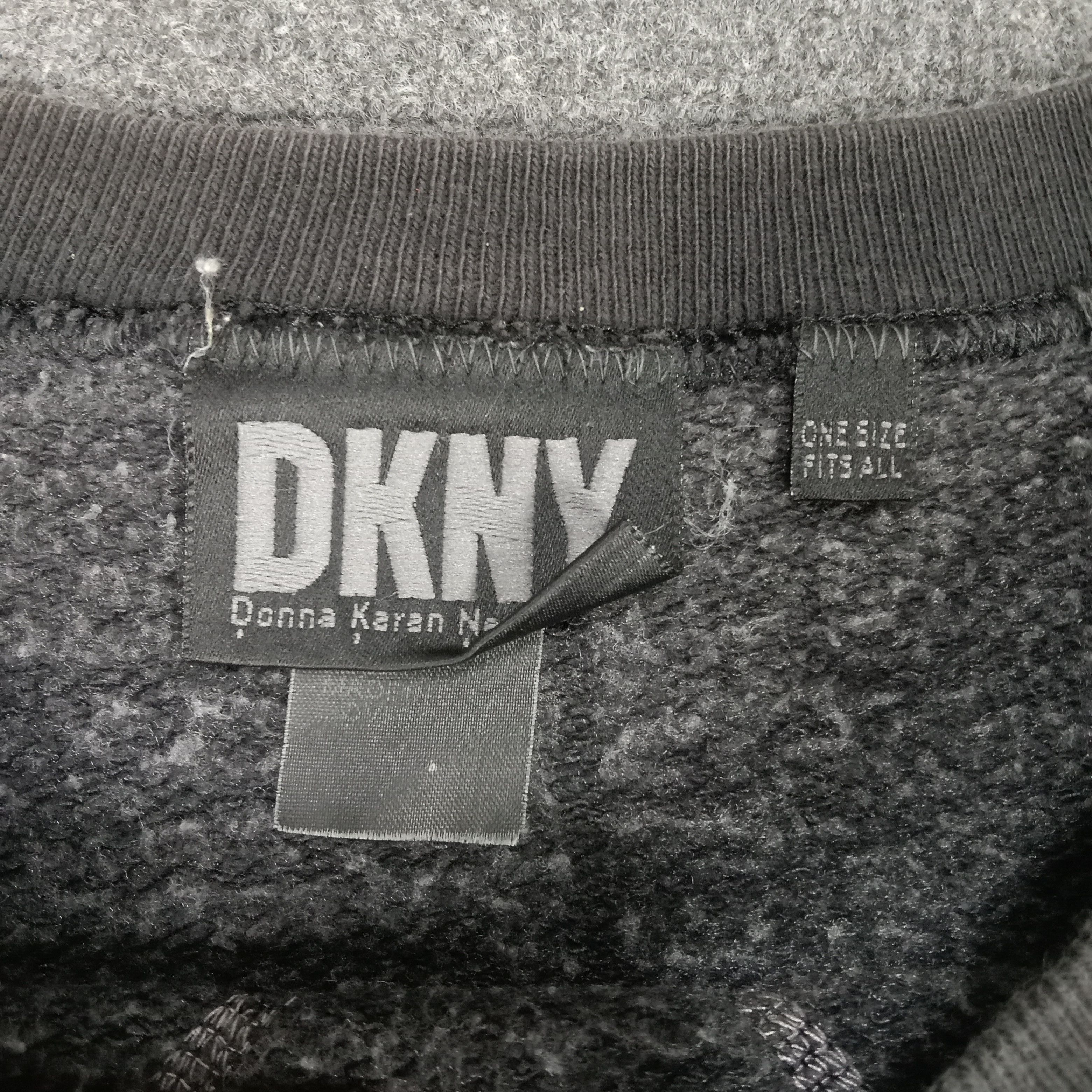 DKNY × Vintage DKNY American Streetwear New York Art Sweatshirt Size US XXL / EU 58 / 5 - 4 Thumbnail