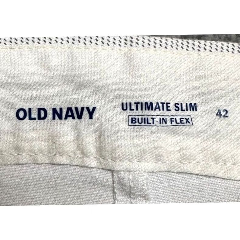 Old Navy Old Navy Shorts Mens 42 White Dotted Ultimate Slim Built-In Flex Khaki Chino NEW Shirt Mens Slim Shorts White Dotted Khaki Old Navy Casual Mens 42 Size US 42 / EU 58 - 3 Thumbnail