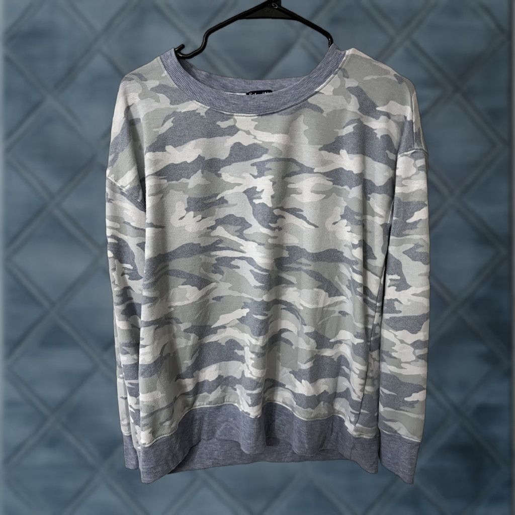 Splendid VINTAGE Splendid Blue Camo Sweatshirt Shirt Women Long Sleeve M Pullover Camouflage Activewear 90s 00s Mens Womens Girls Boys Size M / US 6-8 / IT 42-44 - 1 Thumbnail
