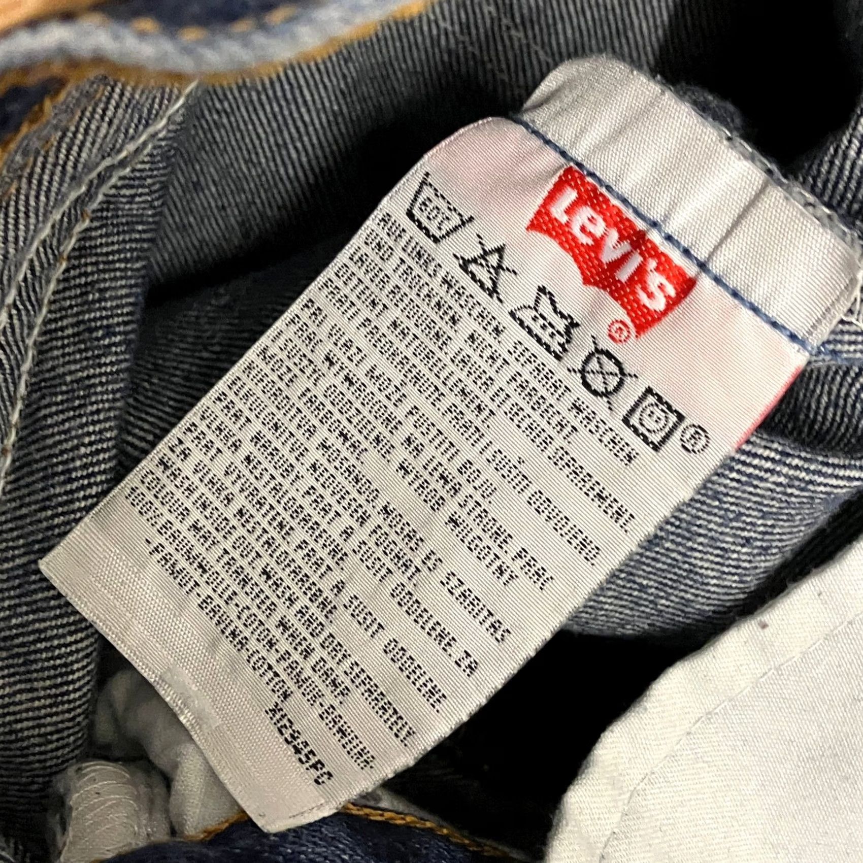 Levi's Levi's 501 Jeans Blue Straight Fit Denim Button Fly Red Tab 26W 28L Mens Size US 26 / EU 42 - 5 Thumbnail