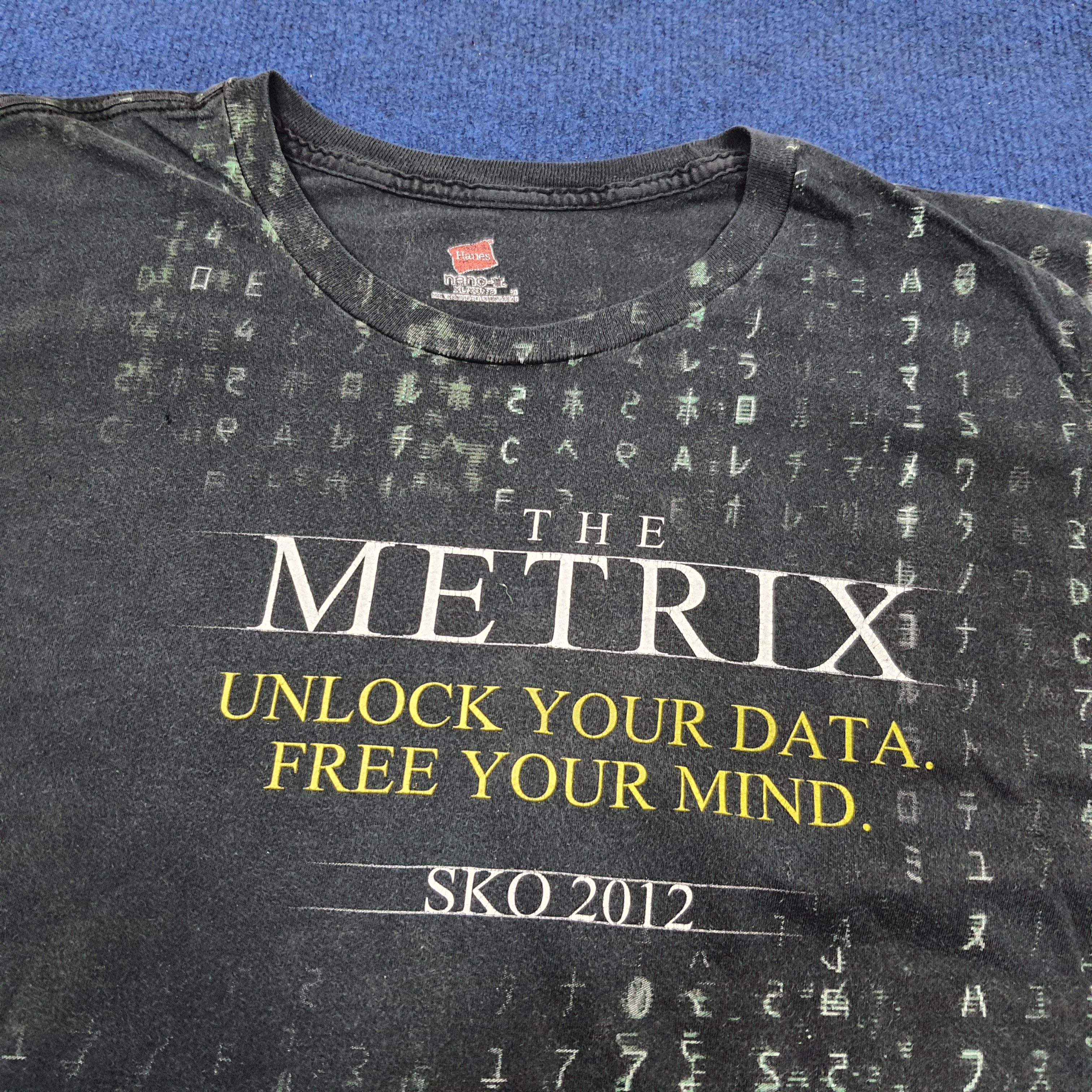 Vintage Vintage The Matrix American Movie Tshirt Size US XL / EU 56 / 4 - 2 Thumbnail