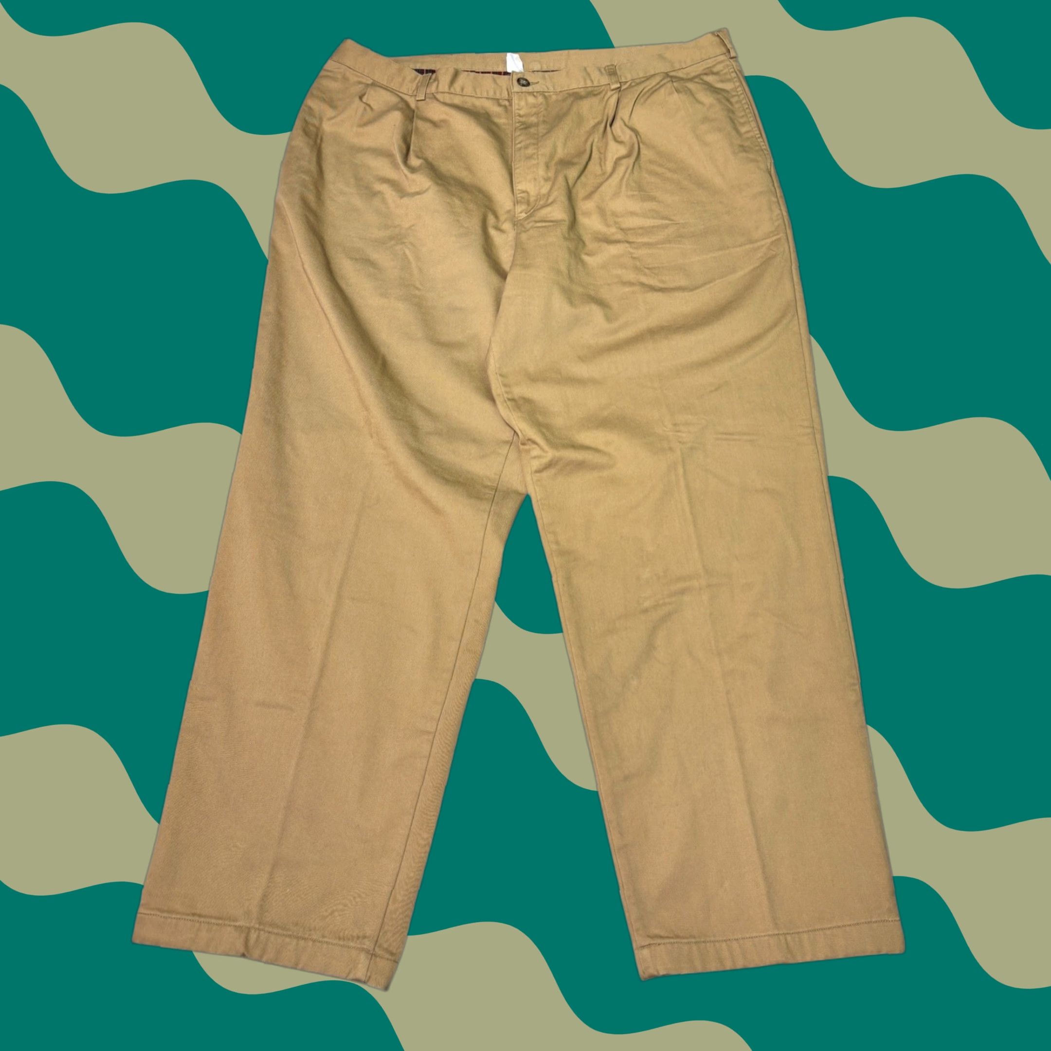 Vintage VINTAGE LL Bean Double L Natural Fit Men’s Lined Pleated Tan Chino Pants W46 L32 Size US 30 / EU 46 - 1 Thumbnail