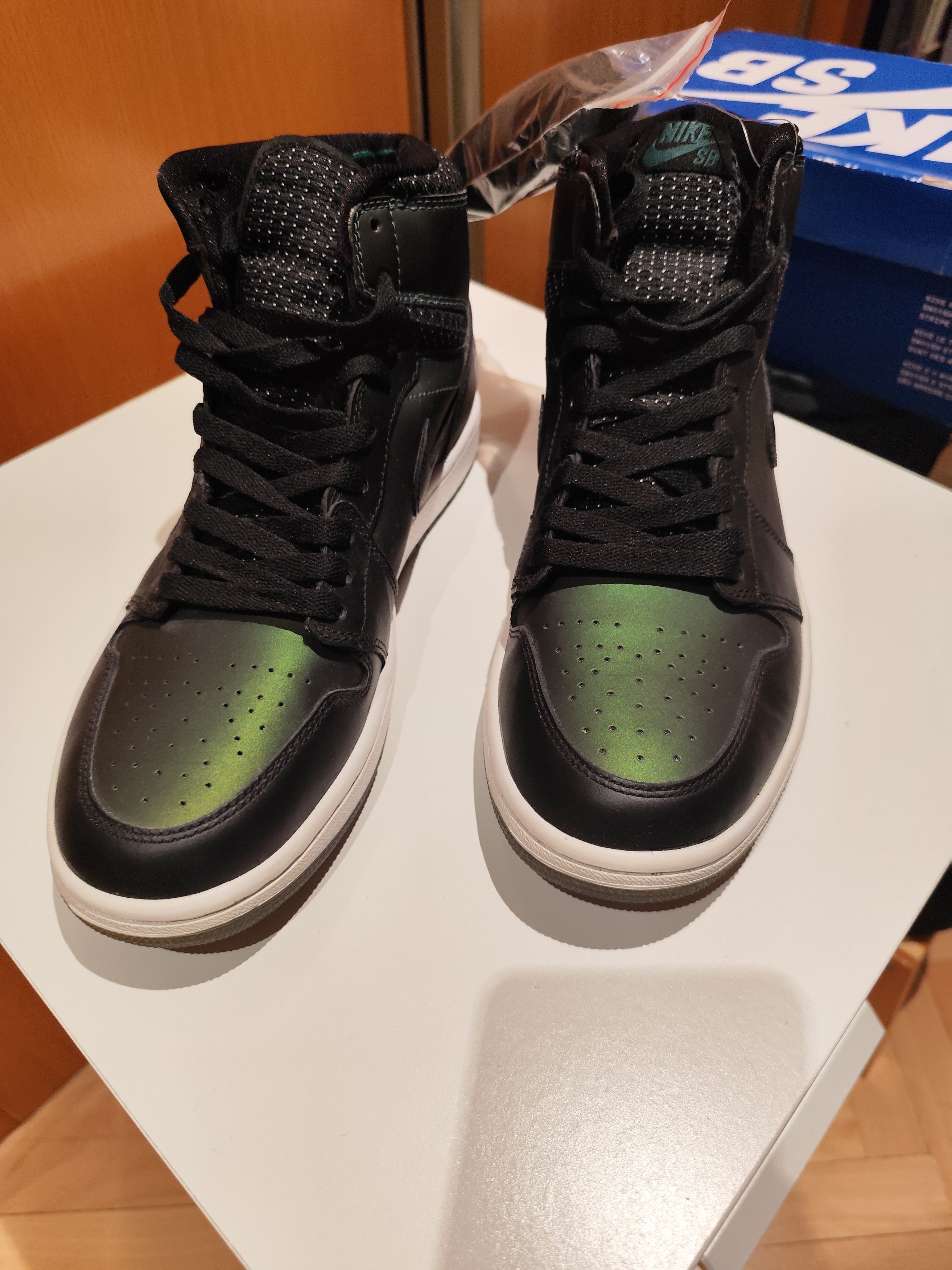 Nike Nike Jordan 1 SB Lance Mountain x Craig Stecyck Size US 9.5 / EU 42-43 - 2 Thumbnail