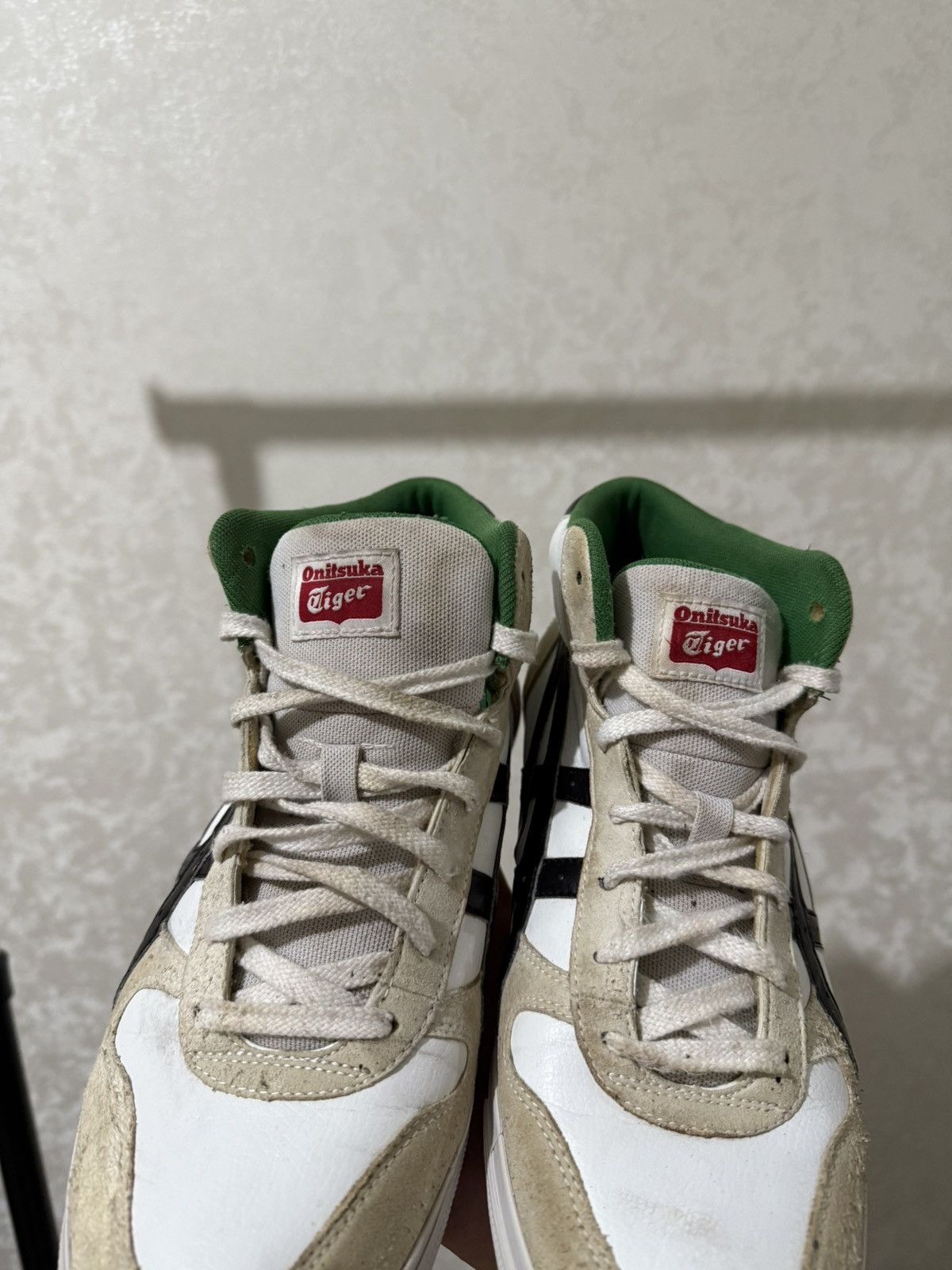 Asics ASICS ONITSUKA TIGER AARON MT HIGH-TOP SNEAKERS DISTRESSED Size US 10 / EU 43 - 4 Thumbnail