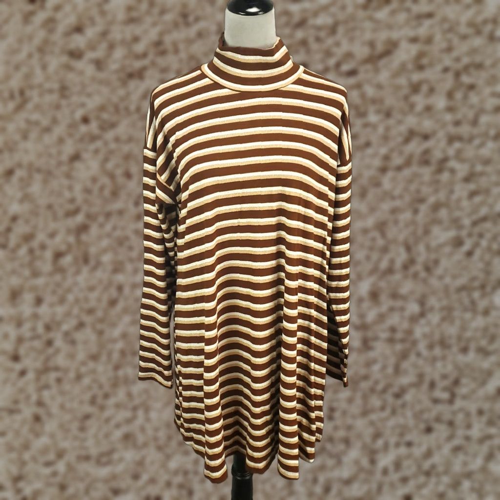 Vintage UMGEE New Dress Women’s Medium Striped Knit Polyester Rayon Spandex Tunic Shimmer Sparkle Pullover NWT Vintage No HandMade N/A (note: none) Size M / US 6-8 / IT 42-44 - 1 Thumbnail