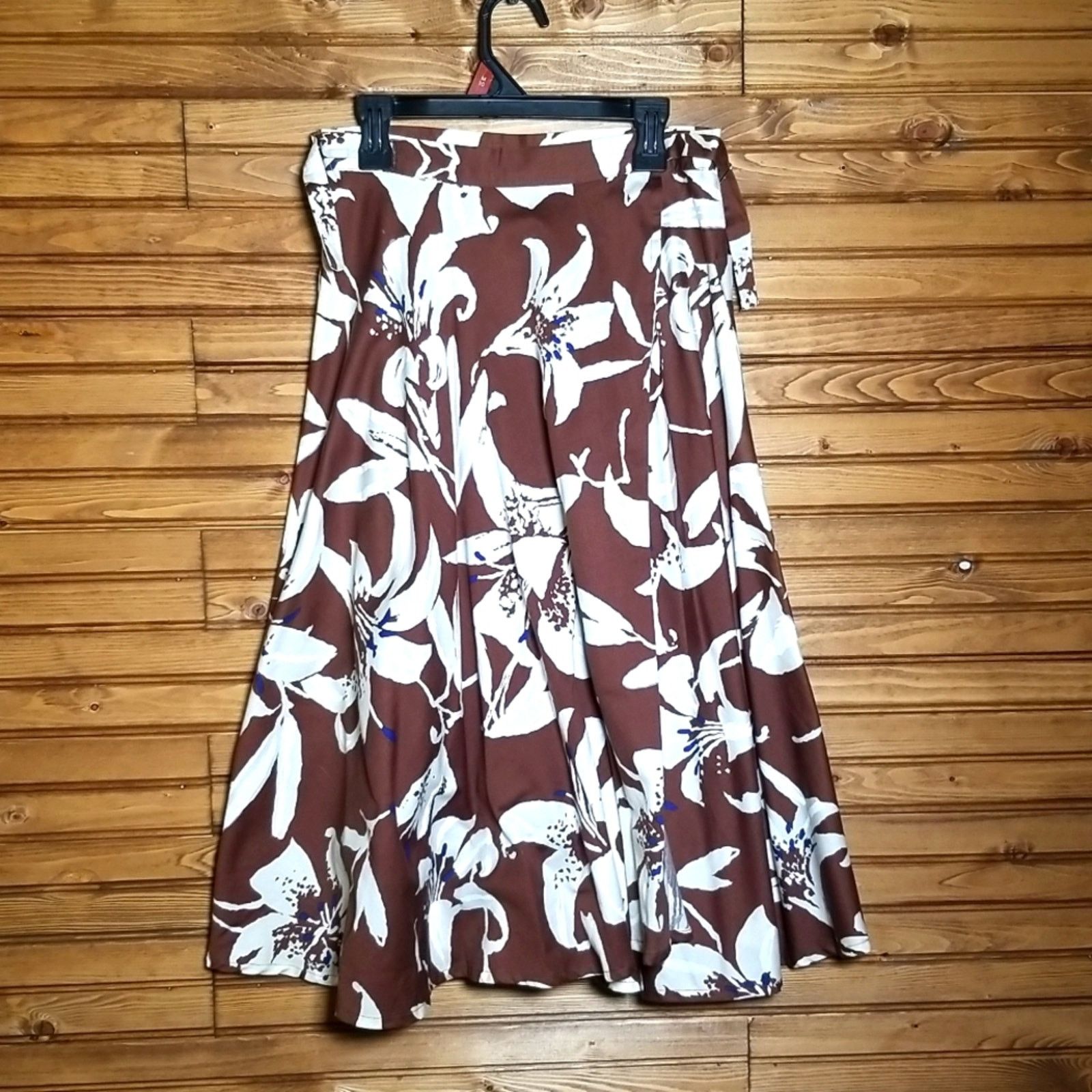 Anthropologie Anthropologie Vintage Wrap Skirt Made in USA Floral Brown SM Size 27" / US 4 / IT 40 - 4 Thumbnail
