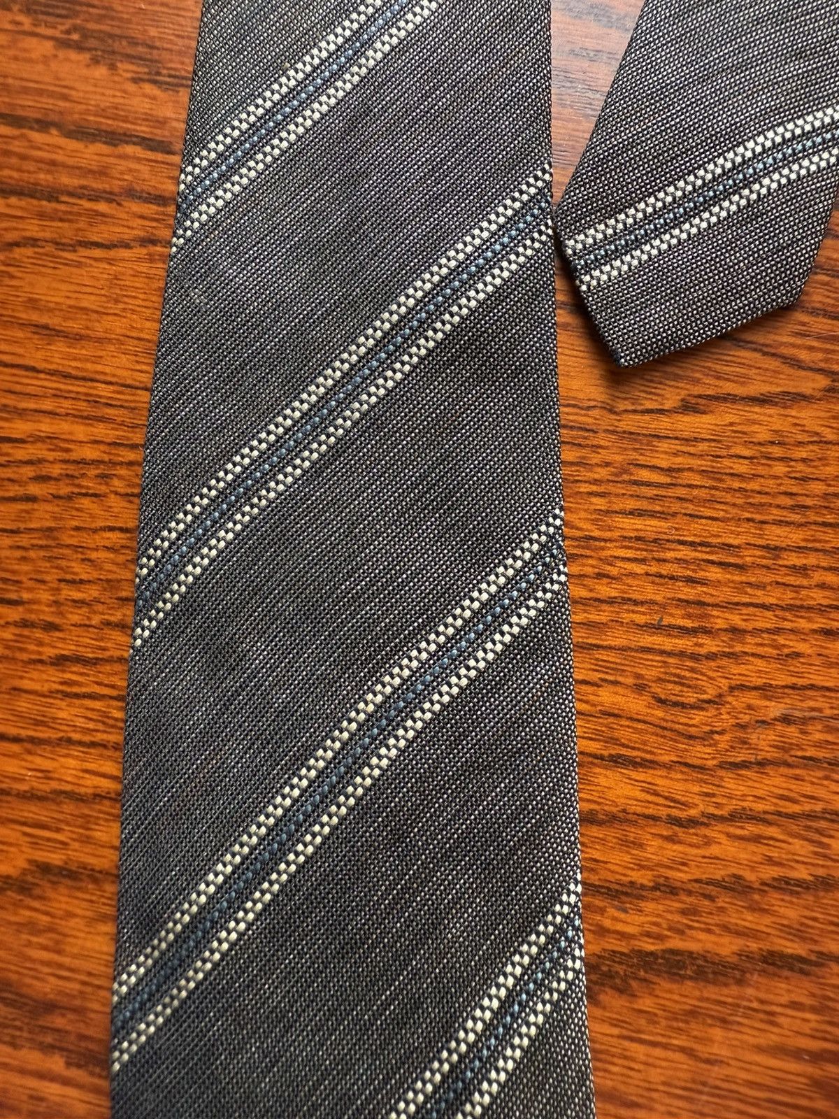 Other Nishijin Ori Botanical Stripe Tie – Handwoven Elegance Size ONE SIZE - 8 Thumbnail