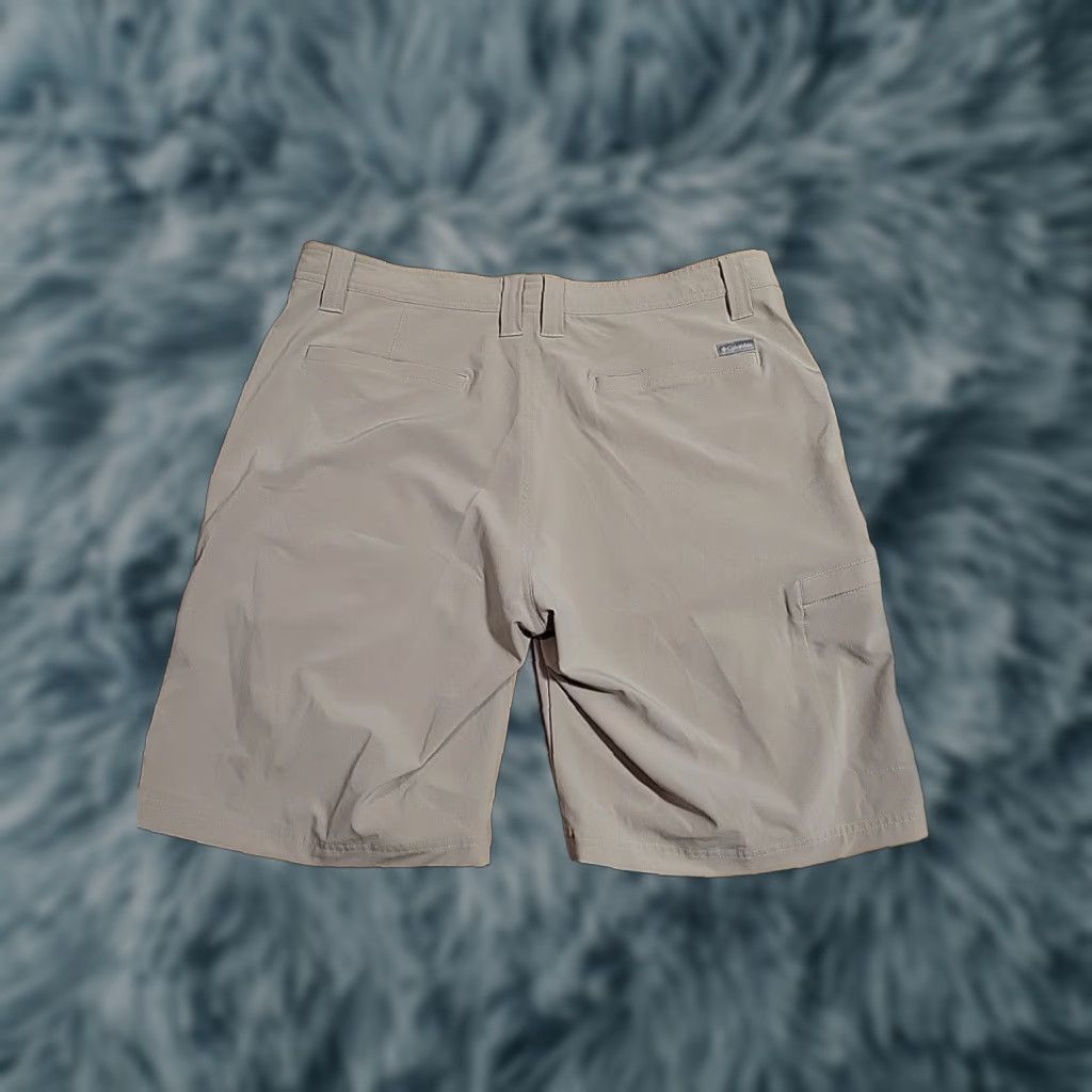Vintage Columbia Beige Outdoor Shorts 36 Regular Men 10" Inseam Mint Condition Stretch Outdoors Size US 36 / EU 52 - 1 Thumbnail
