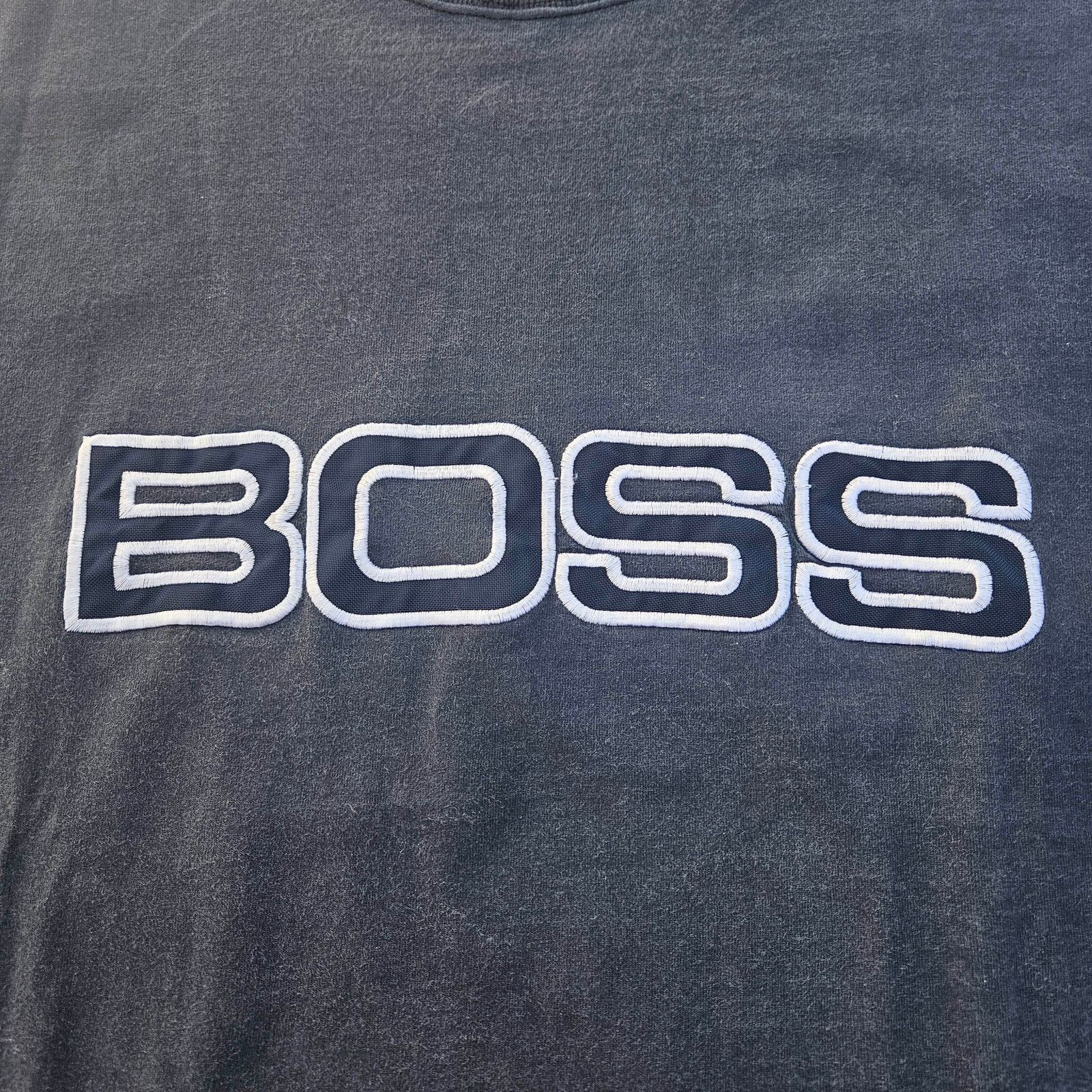 Hugo Boss Vintage Hugo Boss T-Shirt Big Spell Out Y2K Men's Size XL Size US XL / EU 56 / 4 - 2 Thumbnail