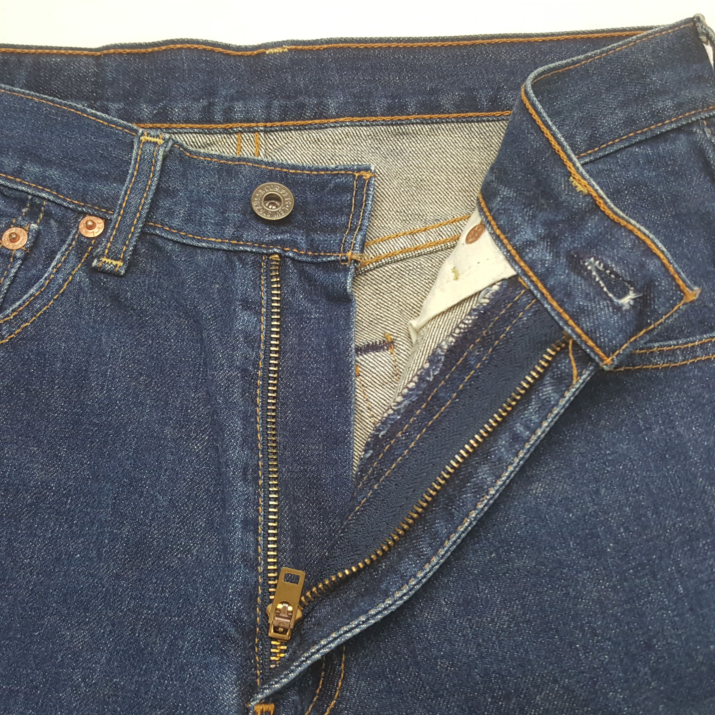 Vintage Vintage Levi's American Selvedge Denim Jeans RR16 Size US 27 - 7 Thumbnail