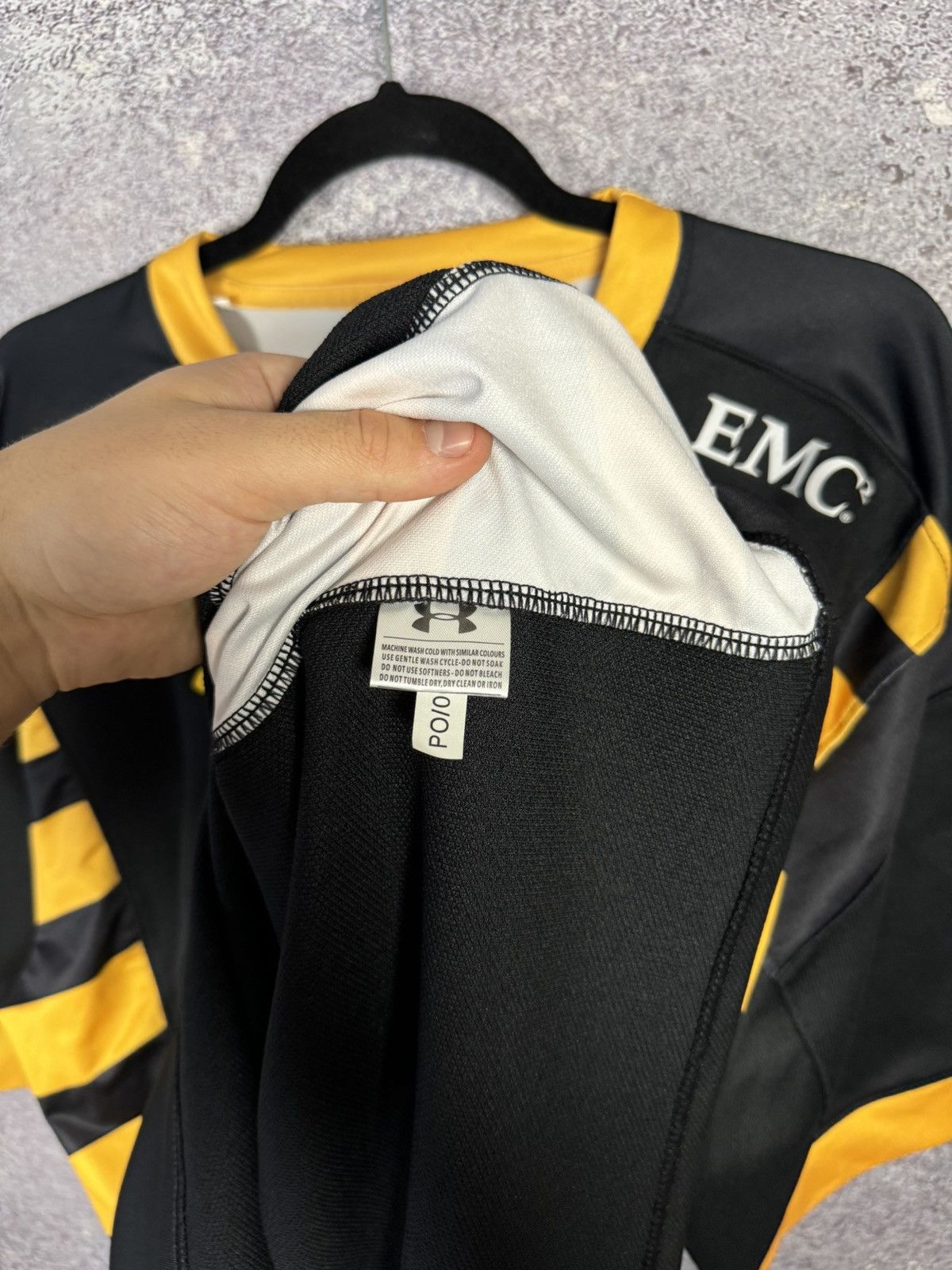 Under Armour Wasps Rugby Shirt XL Home 2015/16 Under Armour Jersey Size US XL / EU 56 / 4 - 12 Thumbnail