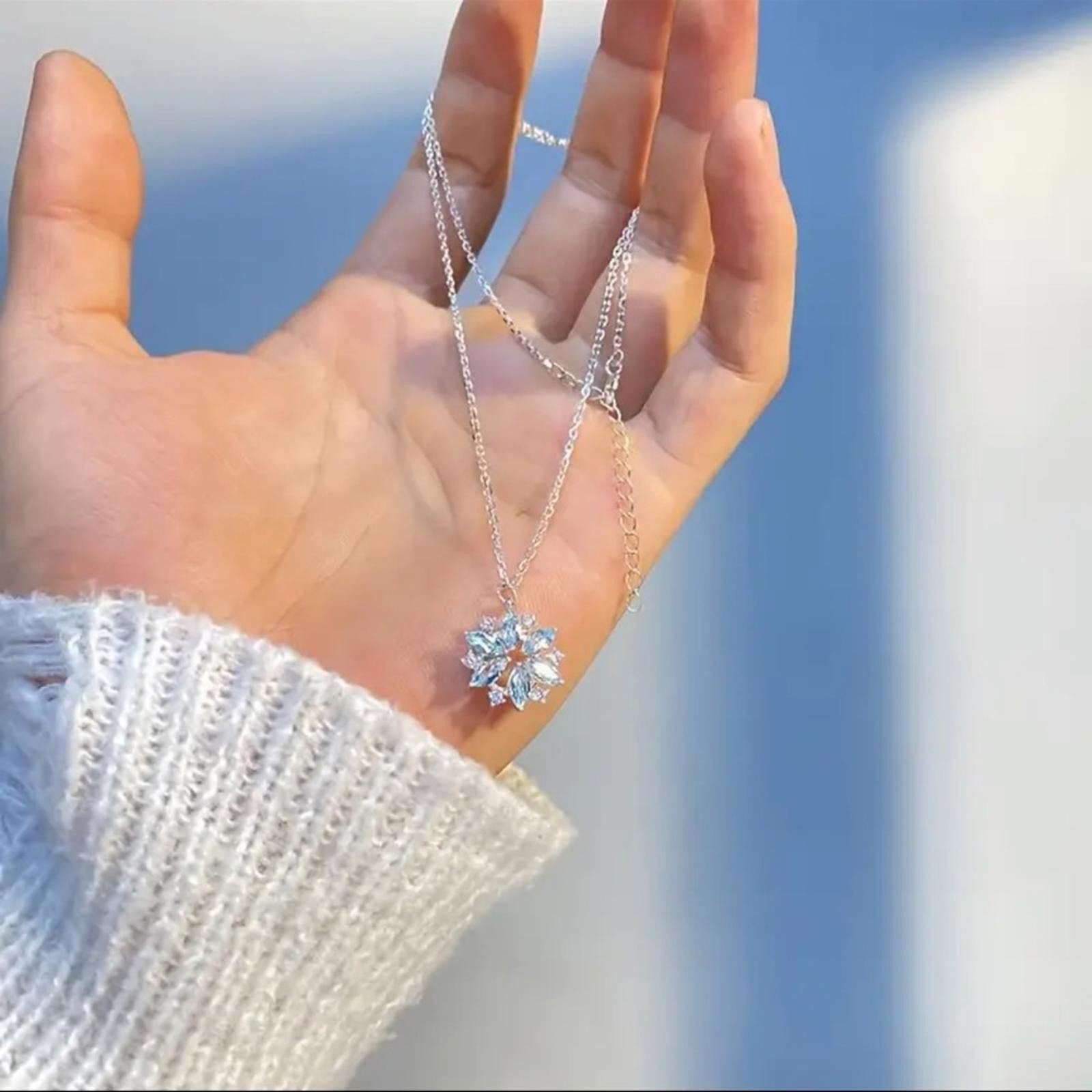 Designer Silver Snowflake Pendant Necklace Baby Blue Diamond Cz NWT Size ONE SIZE - 1 Thumbnail