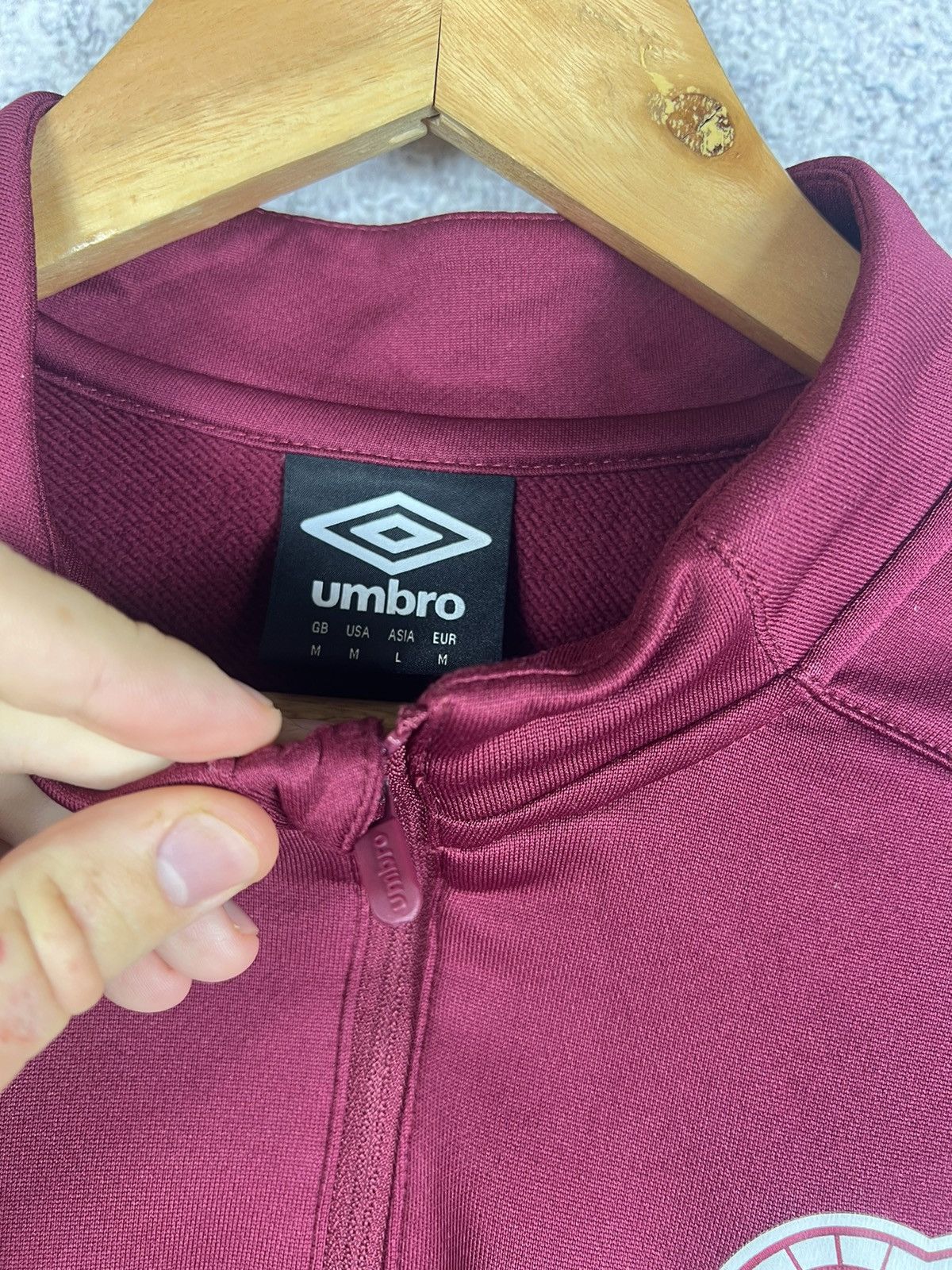 Umbro Vintage Heart Of Midlothian Umbro Training Top Soccer Shirt Size US M / EU 48-50 / 2 - 4 Thumbnail