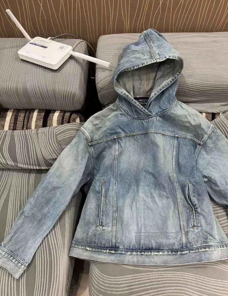 Balenciaga Balenciaga Denim Sweatshirt Size US S / EU 44-46 / 1 - 2 Thumbnail
