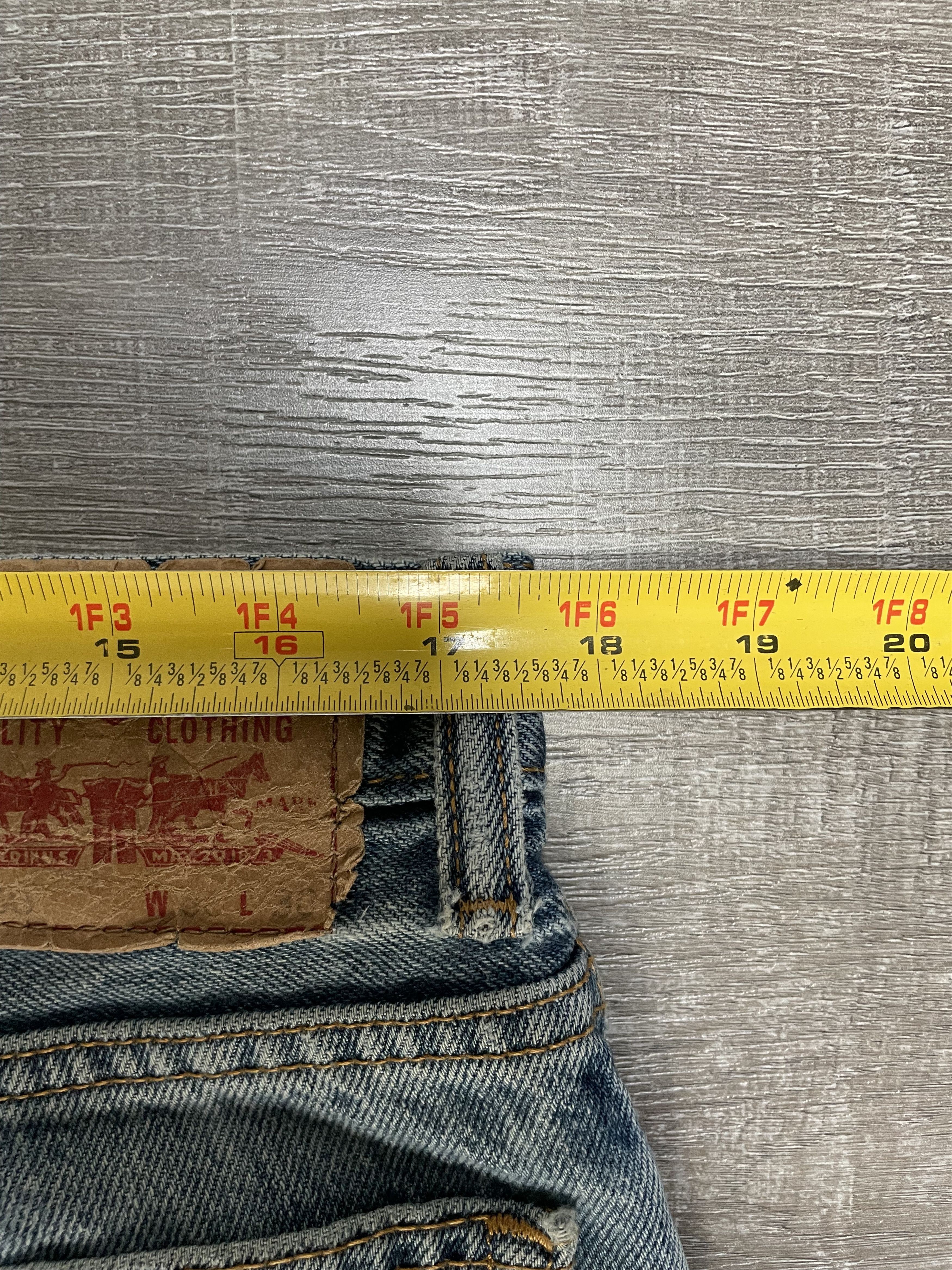 Levi's VTG Levis 560 Comfort Fit Jeans Baggy Light Wash 36x30 Size US 36 / EU 52 - 5 Thumbnail