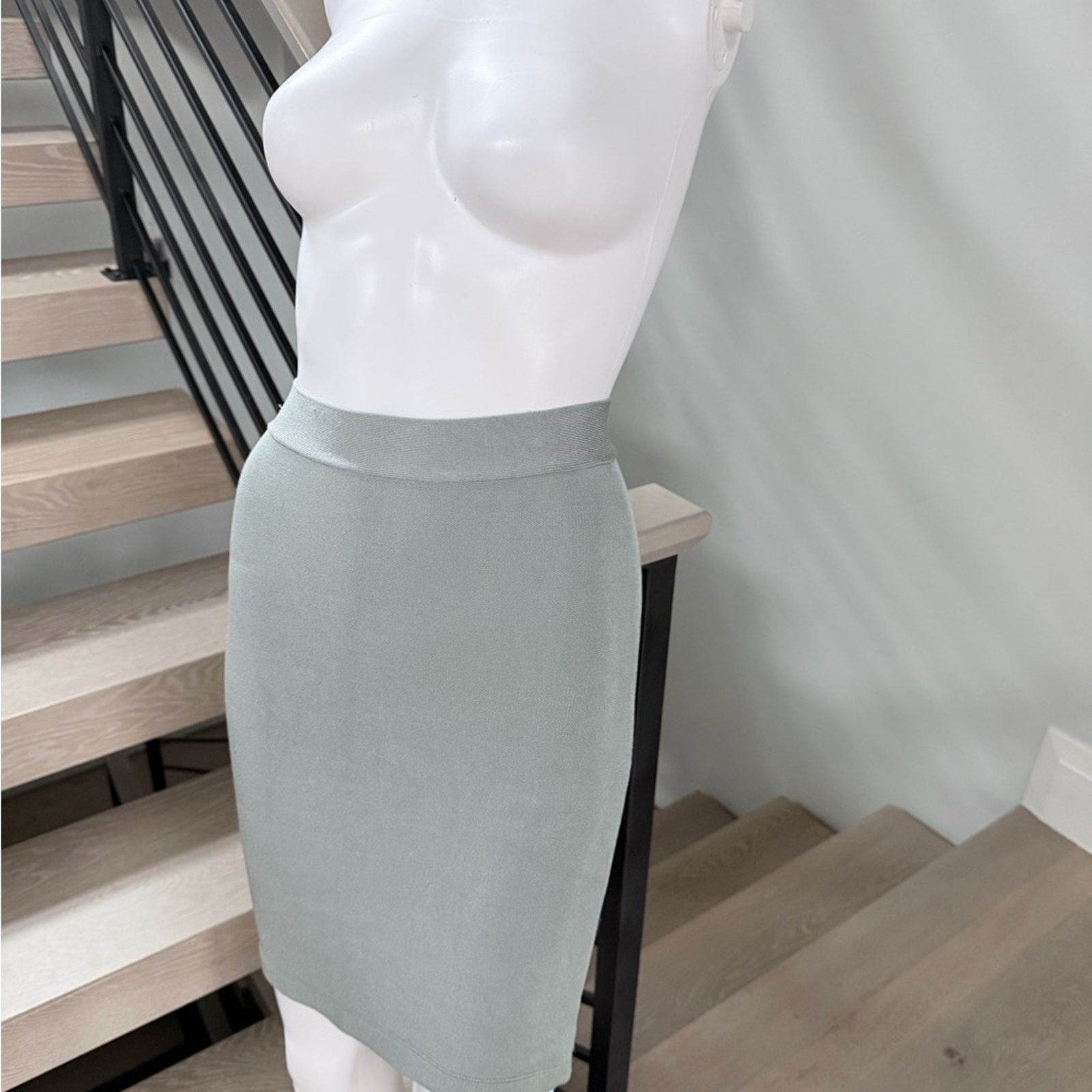 Guess New Guess Y2K Bandage Pencil Midi Green Skirt size S Size 26" / US 2 / IT 38 - 3 Thumbnail