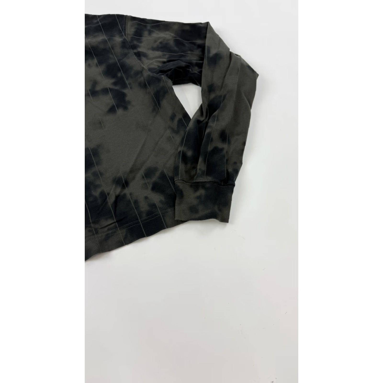 Nike VINTAGE Nike Jordan Shirt Women Large Tie Dye Long Sleeve NBA Basketball Streetwear Size L / US 10 / IT 46 - 2 Thumbnail