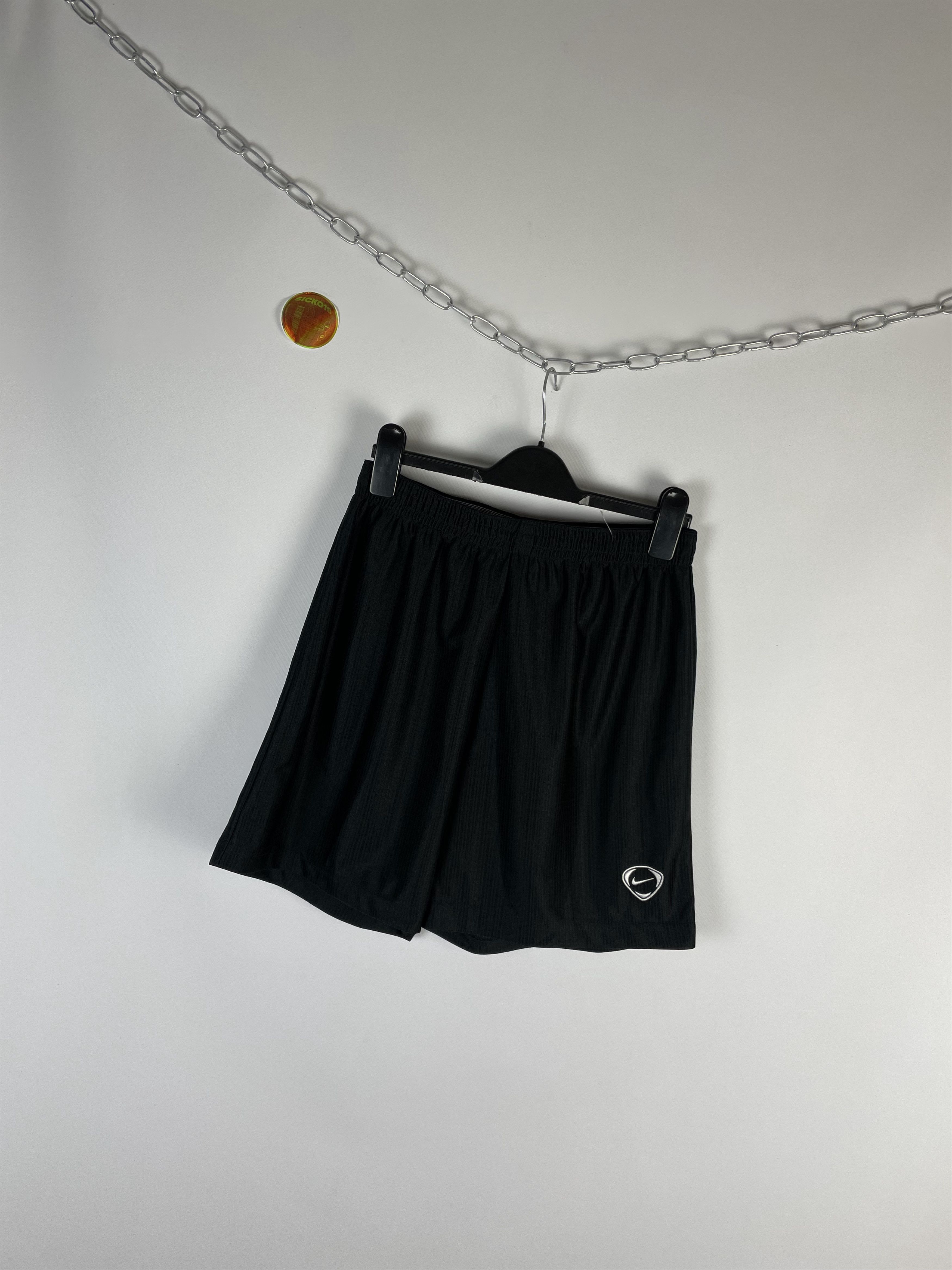 Nike Vintage Nike Shorts Y2k Size US 32 / EU 48 - 2 Thumbnail