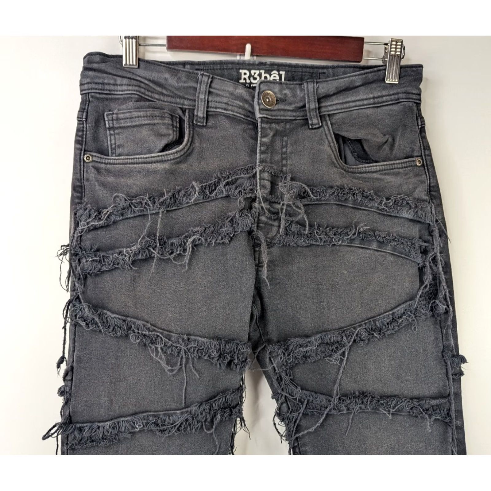 Vintage R3bêl Men's Distressed Skinny Jeans Black 30 Denim 5-Pocket Zipper Button Stacked Fit Streetwear Slim Vintage No Size US 30 / EU 46 - 2 Thumbnail